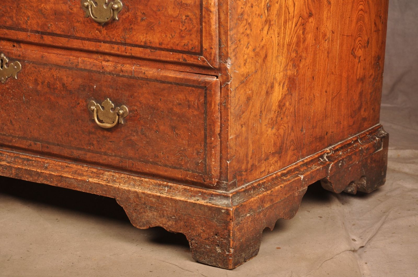 photo buy Exceptional Early 18th Century Burr Elm Bureau