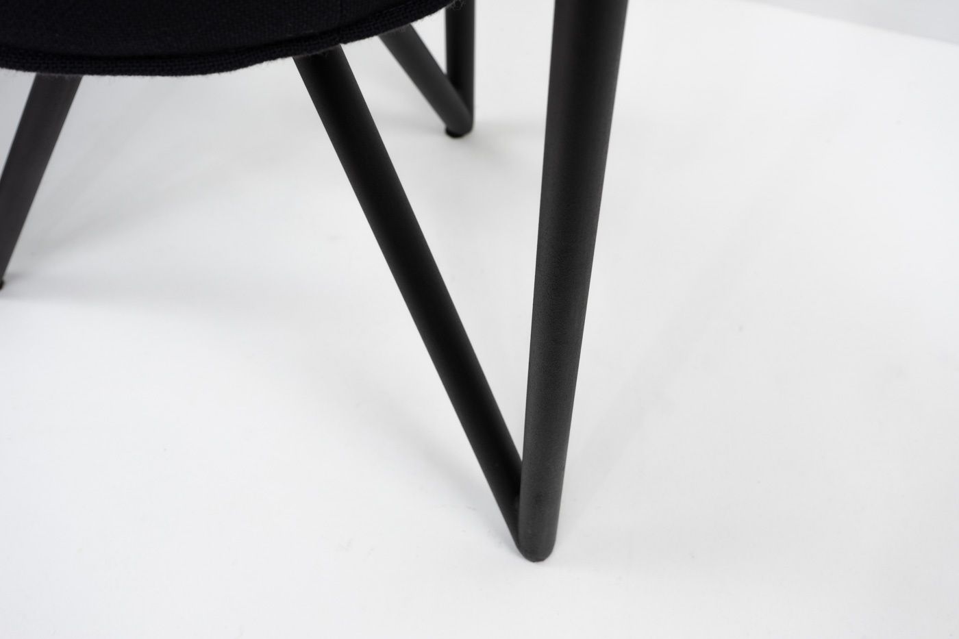 photo furniture Philippe Starck Miss Dorn Chair For Disform, 1980s