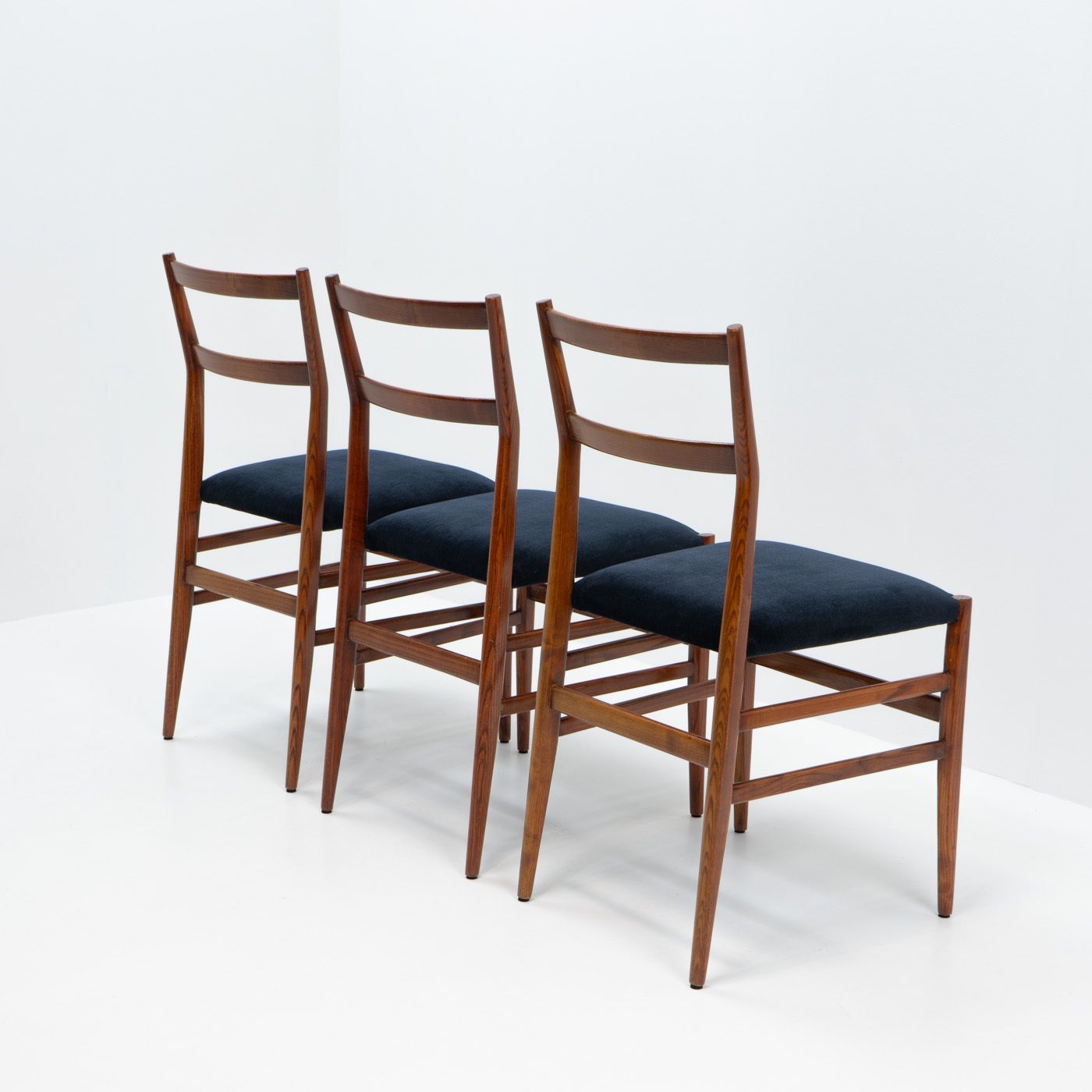 Gio Ponti, Leggera Chair For Cassina, 1970s photo Furniture