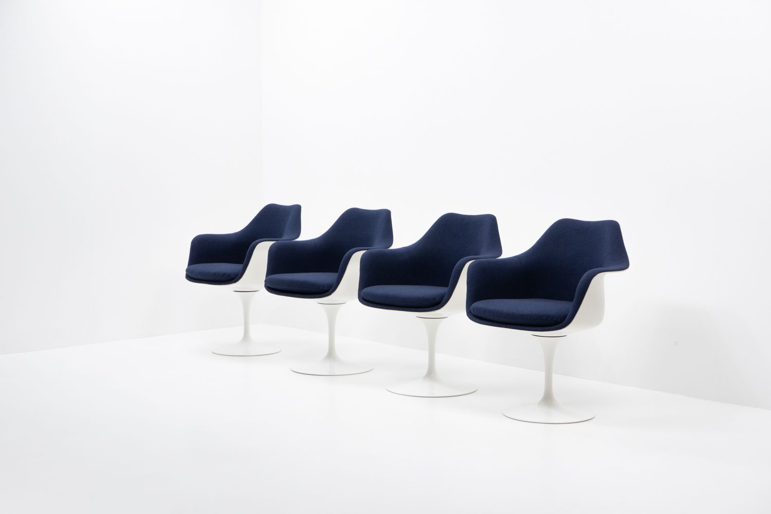 Armchairs By Eero Saarinen For Knoll, 1970s – Set Of 4 photo furniture