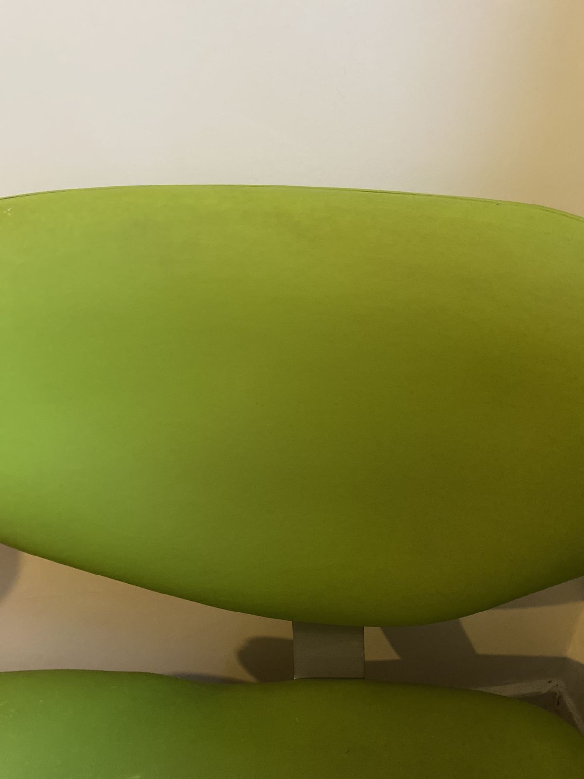 Ex Mcdonald’s & Arne Jacobson Egg Chair photo 250.0