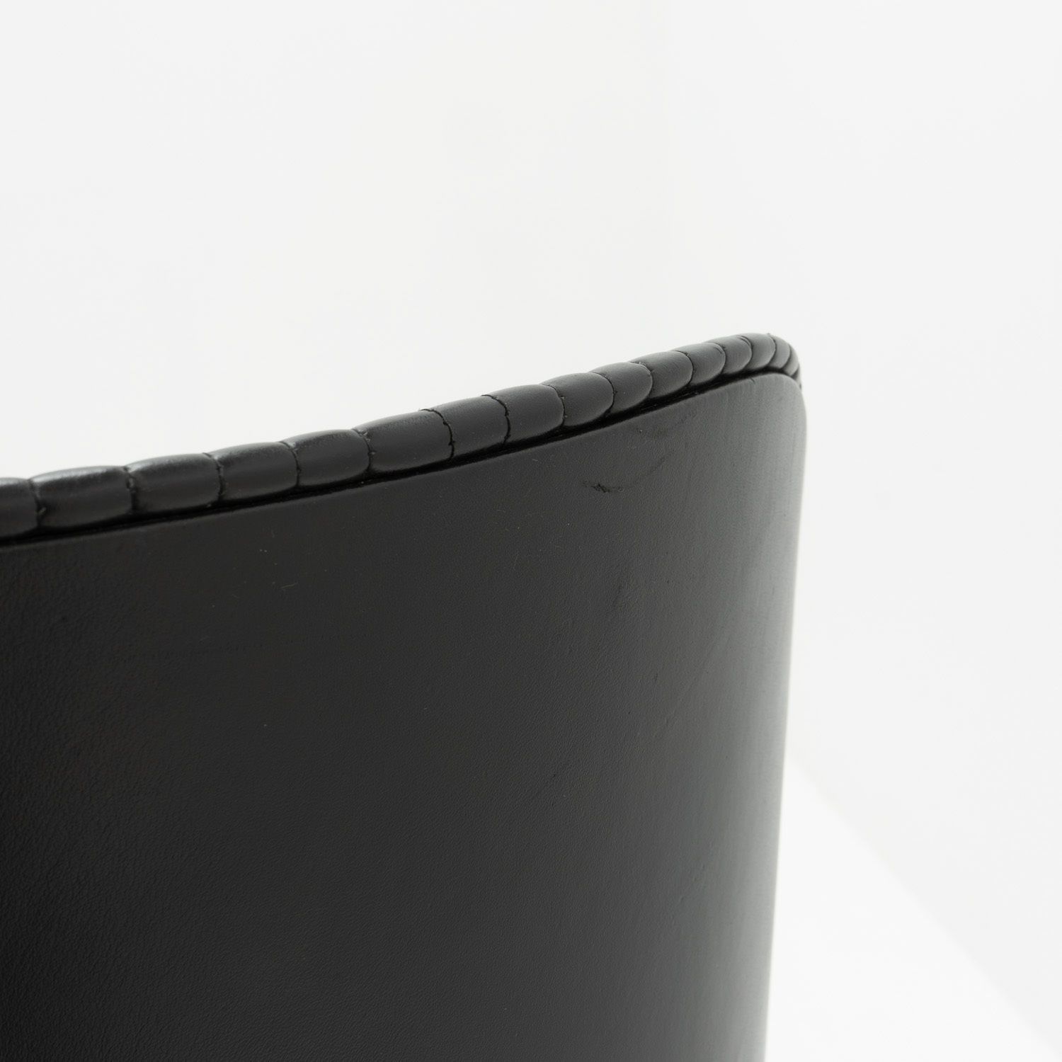 Artona 8551 Arm Chair By Afra And Tobia Scarpa For Maxalto – 1980s photo vinterior