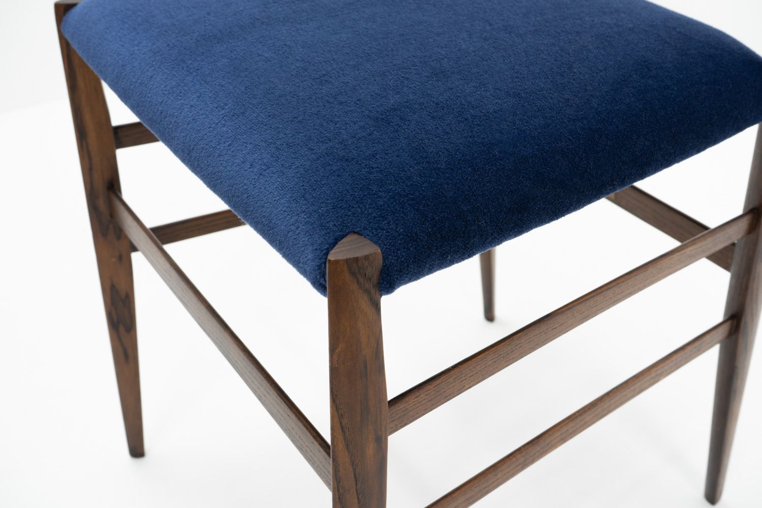 Gio Ponti, Superleggera Chair For Cassina, 1960s photo buy