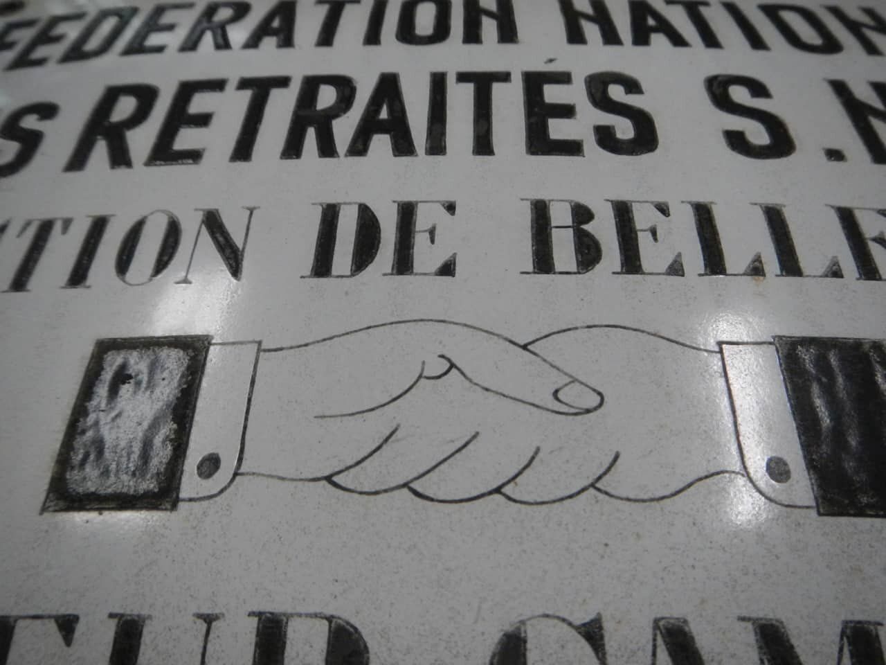 France Trade Union Metal Plaque, 1920s photo vinterior