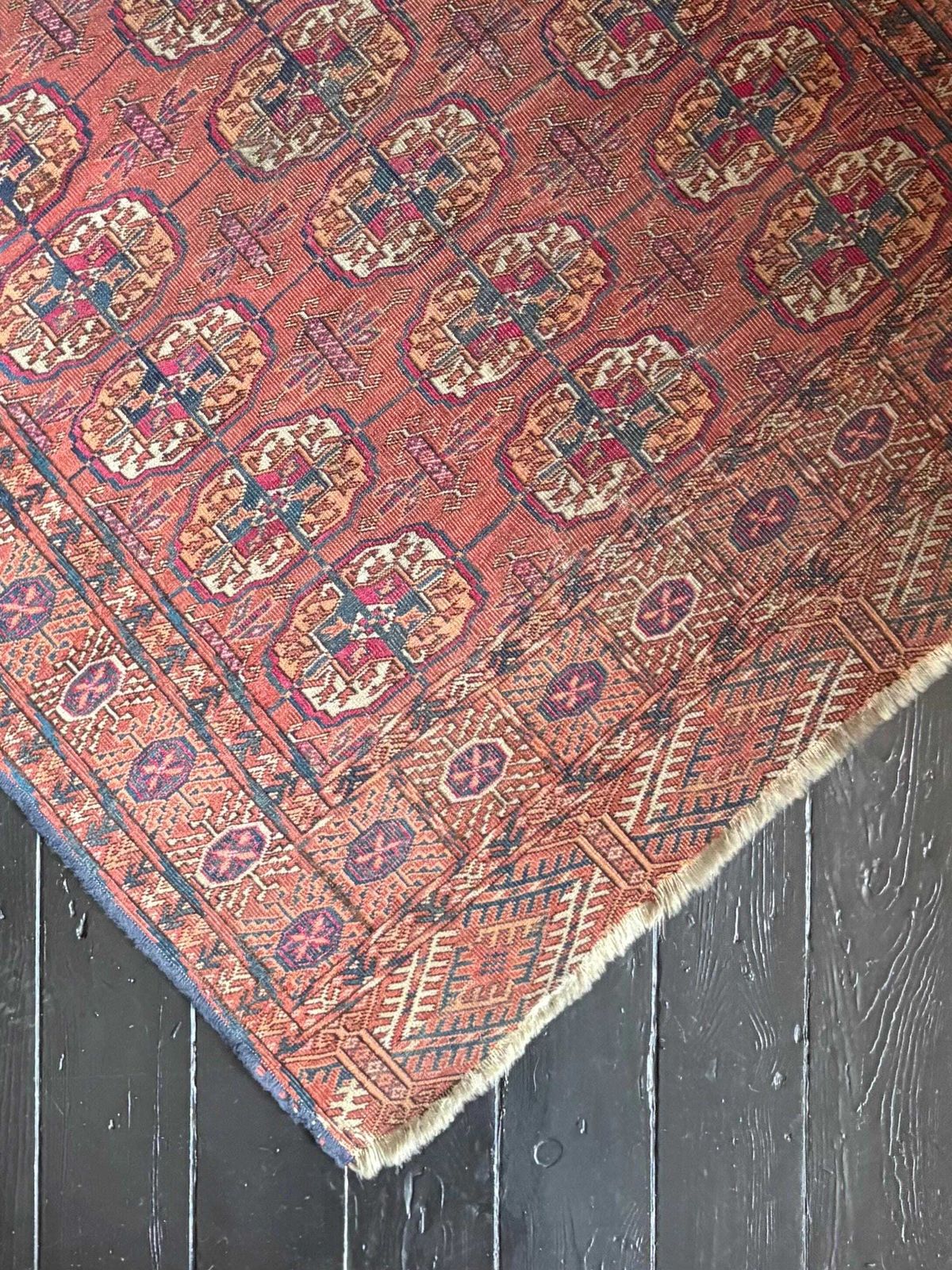 photo furniture Antique Tekke Turkmen Rug, Soft Colour With Cochineal Highlights, Circa 1900