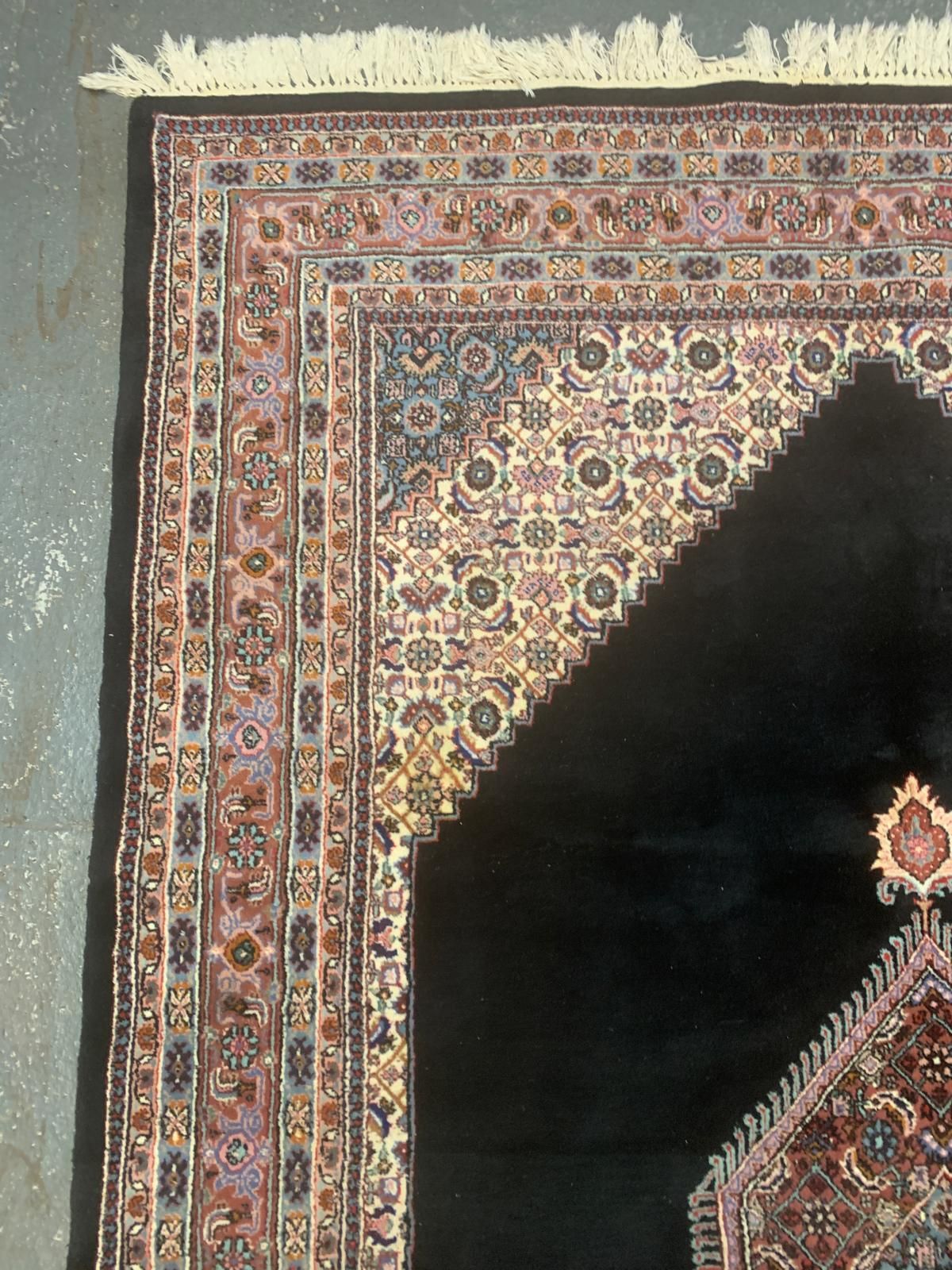 Black Vintage Rug, Geometric Rug Medallion Carpet, Home Interior Livingroom Rug photo Textiles