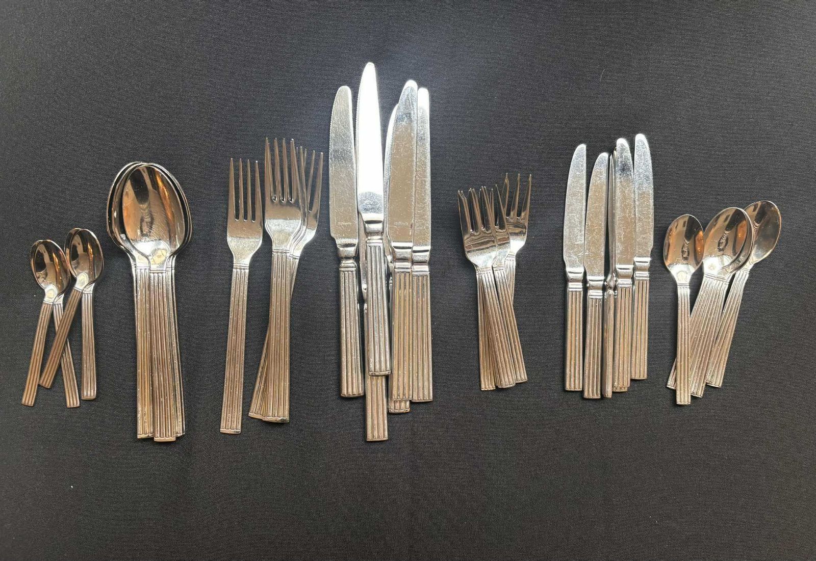 Set Of 42 Flatware Cutlery French Classic Decor Modern Style For 6 Couple Gift Wedding Gift photo furniture