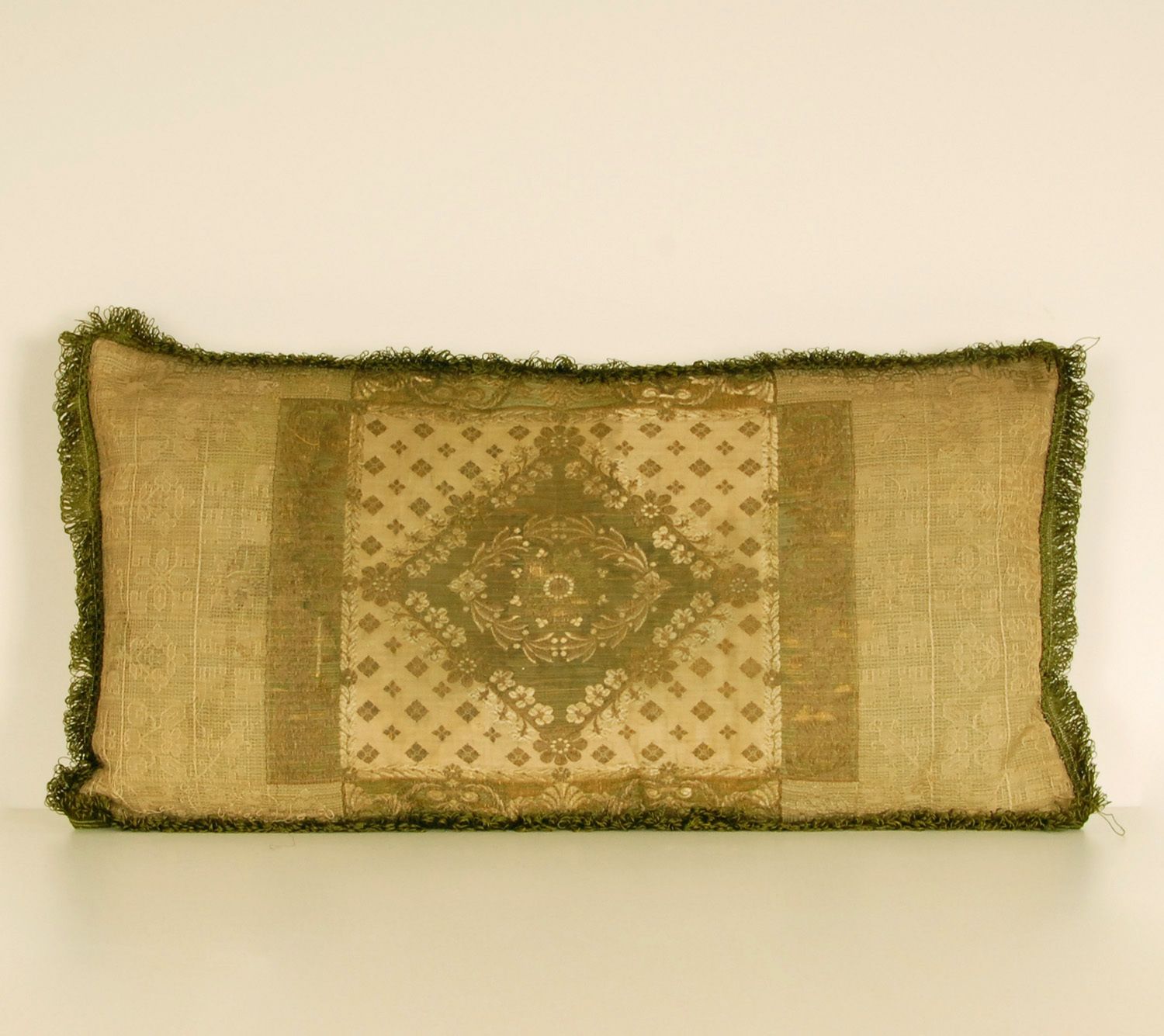 photo vinterior Napoleonic Empire Cushion Silk Green And Gold Thread Embroidery French Bobbin Lace Throw Cushion