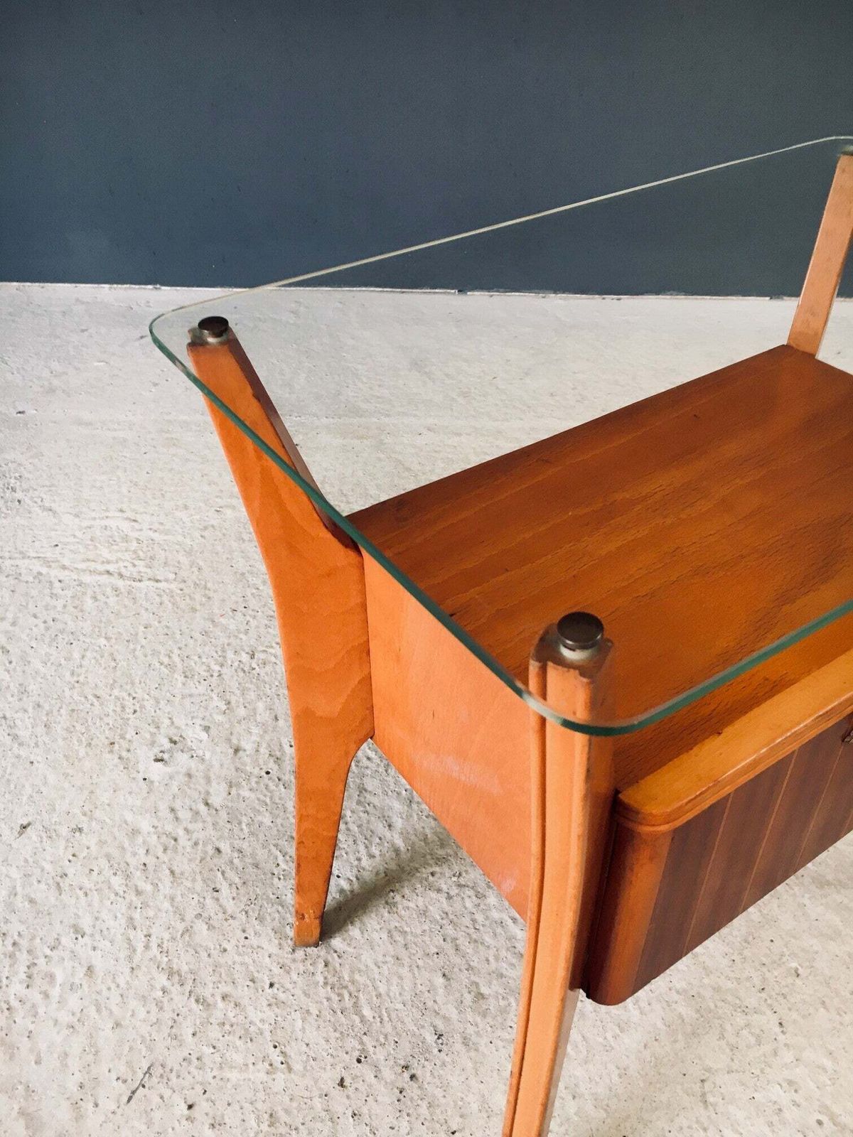 photo vintage Midcentury Design Bedside Table By Gio Ponti For La Permanente Mobili Cantu, Italy 1950's