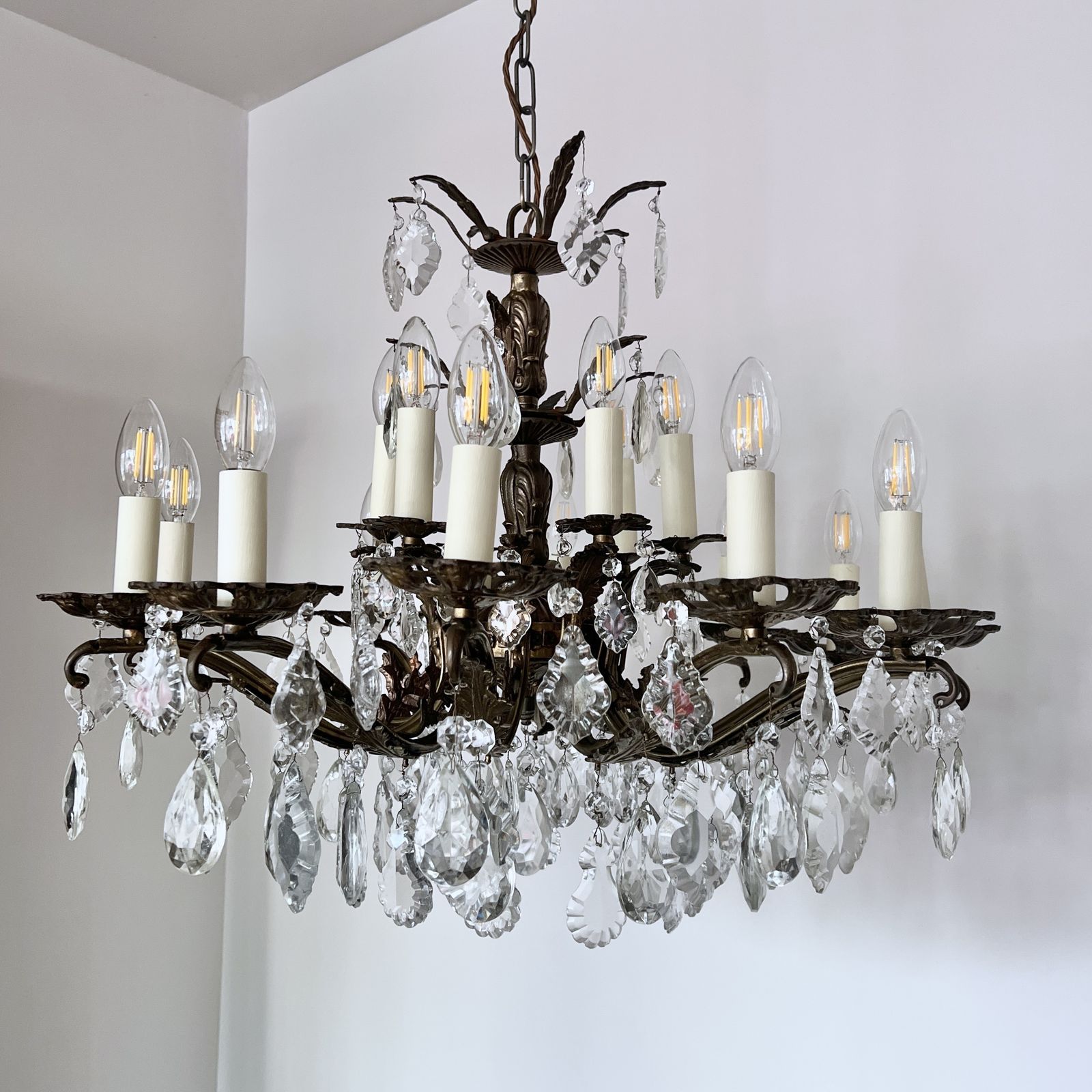 Large Brass Chandelier With Glass Flat Leaf And Cut Glass Pear Drops photo 1695.0