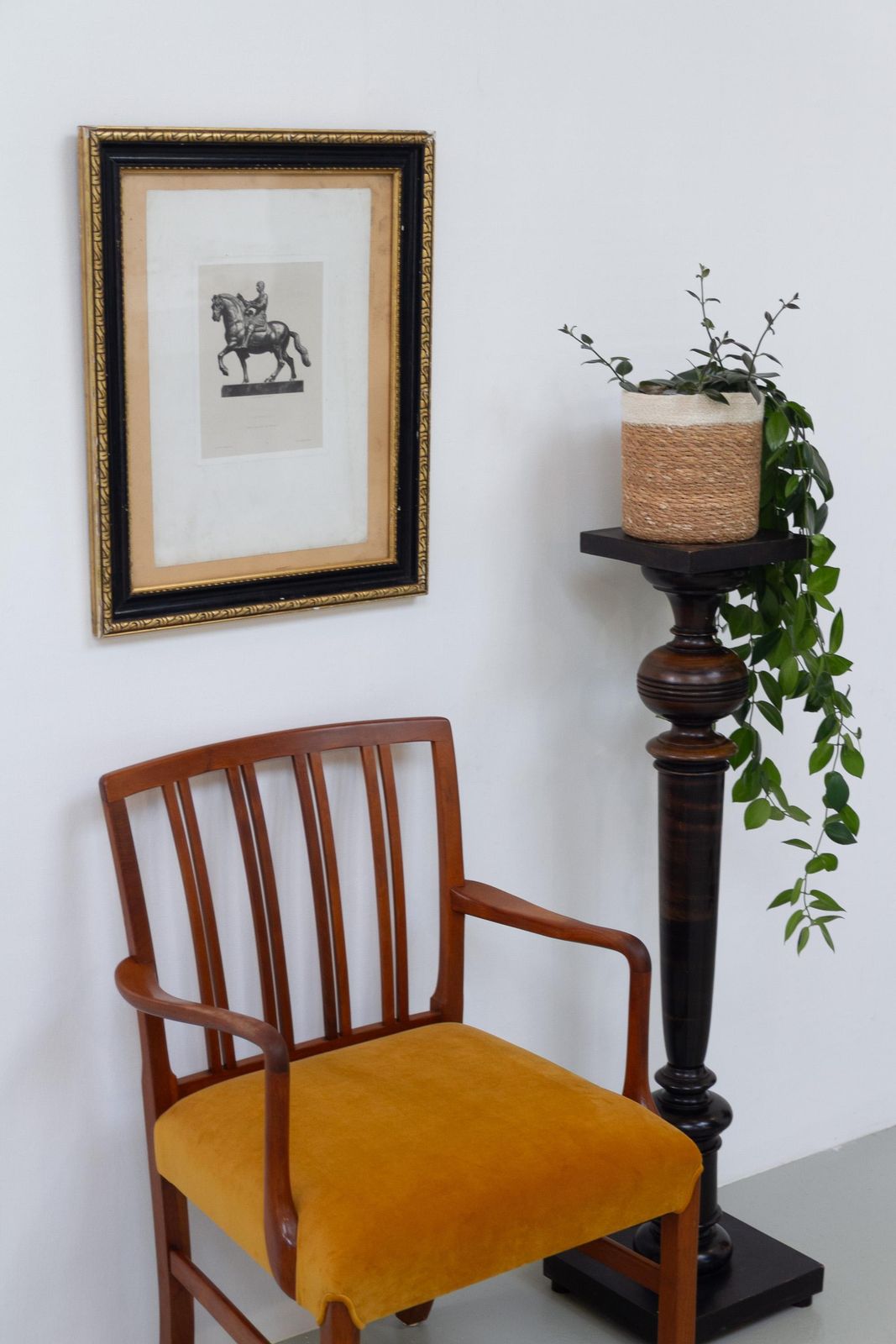 photo vinterior Danish Antique Wooden Pedestal Column, 1910s.