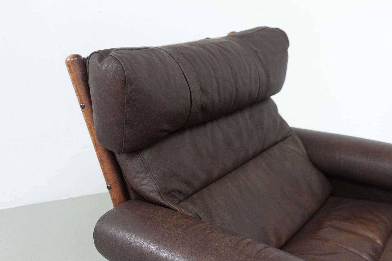 photo vinterior Danish Mid Century Norell Style Leather Lounge Chair, 1960s.