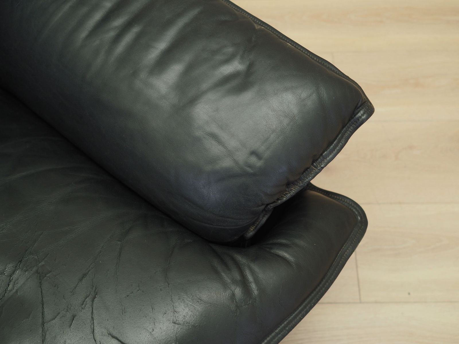 photo vintage Leather Armchair, Italian Design, 1960s, Production: Italy