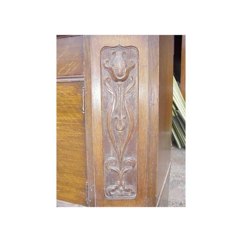 photo furniture Wylie And Lochhead. A Good Quality Oak Arts And Crafts Glasgow Style Sideboard