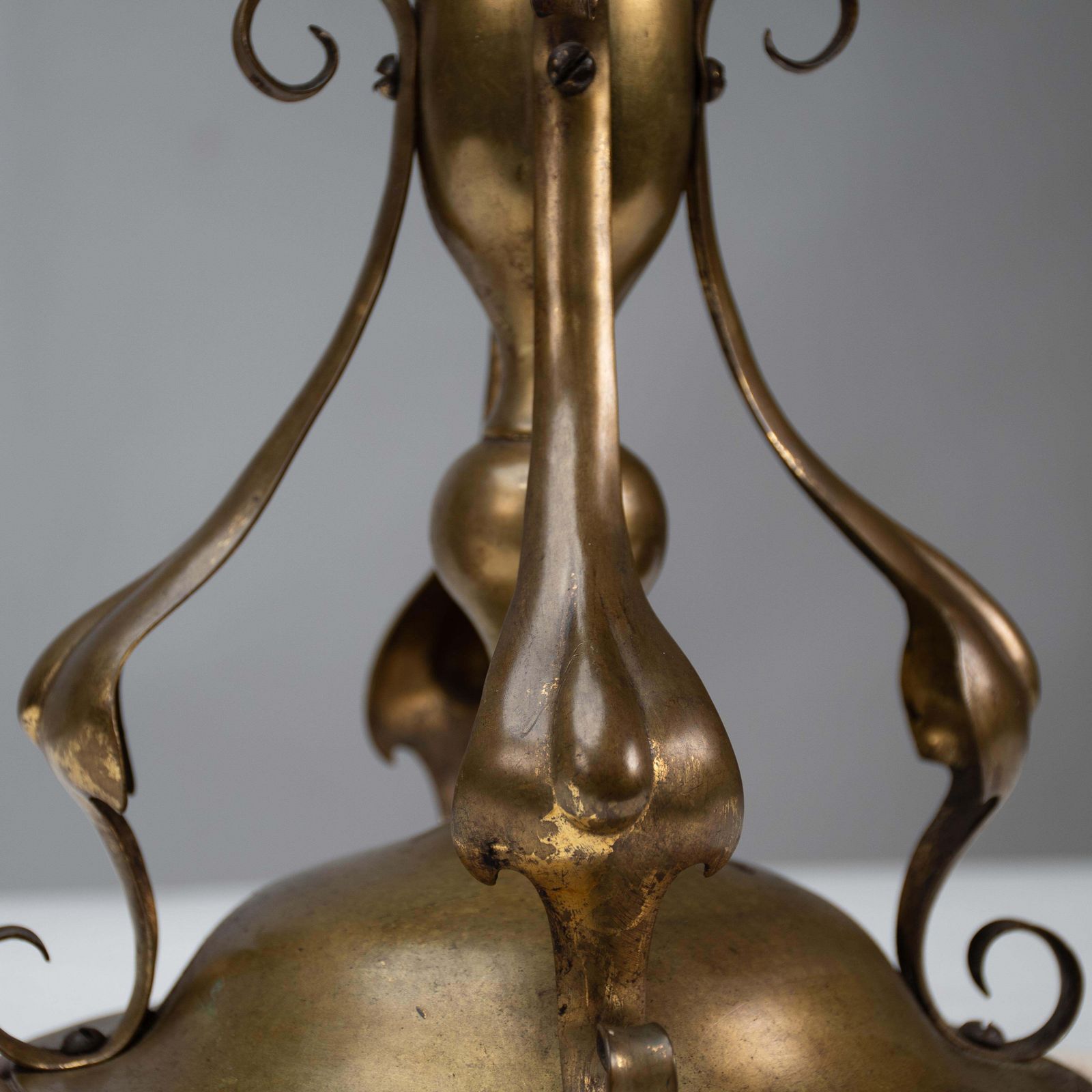 photo vintage An Arts And Crafts Brass Table Lamp In The Style Of C F A Voysey