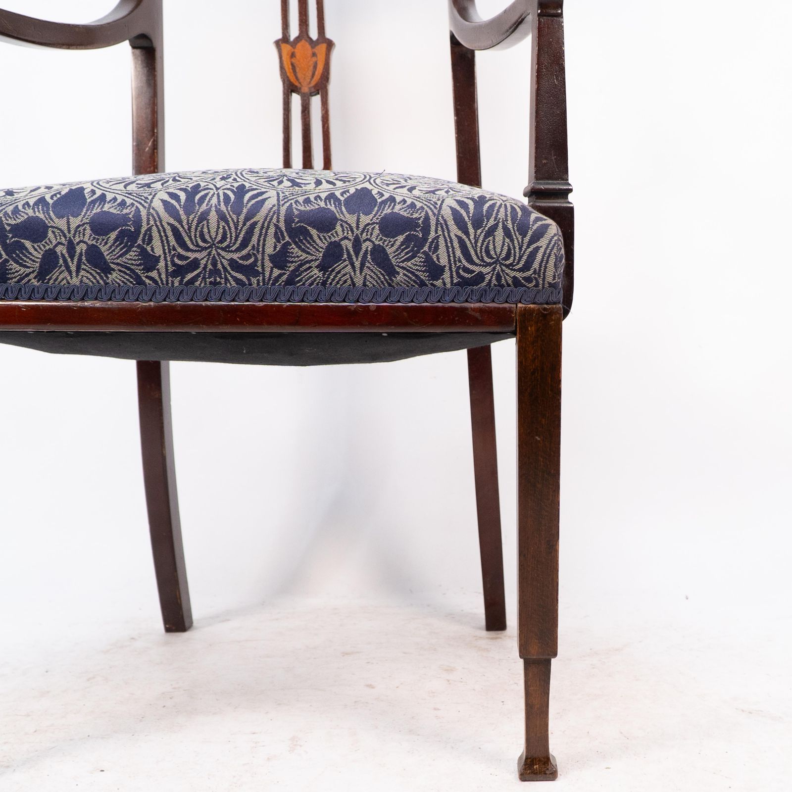 photo vintage G M Ellwood For J S Henry Attri. An English Arts And Crafts Mahogany Armchair