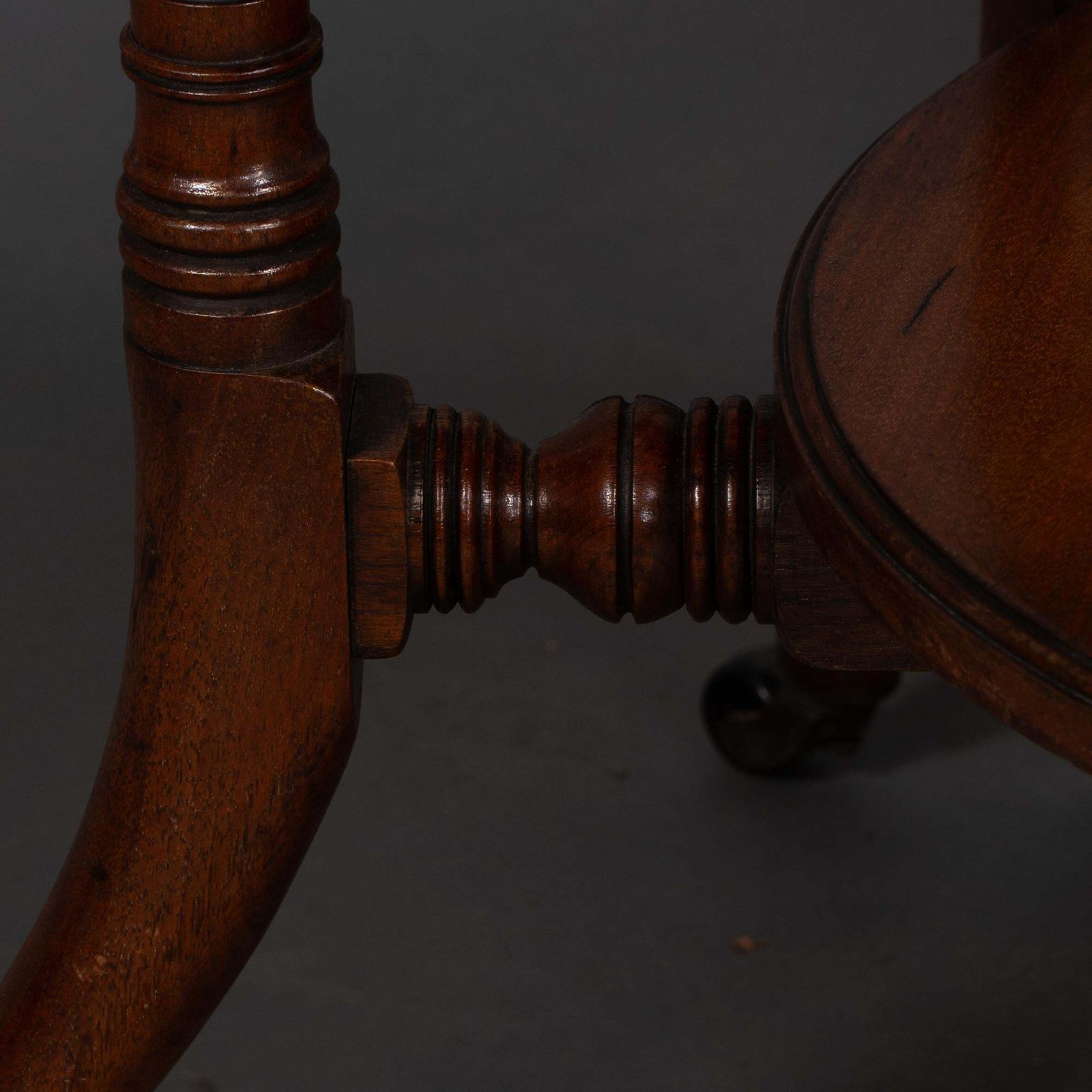 photo vintage Collinson & Lock Attributed. An Aesthetic Movement Walnut Octagonal Center Table