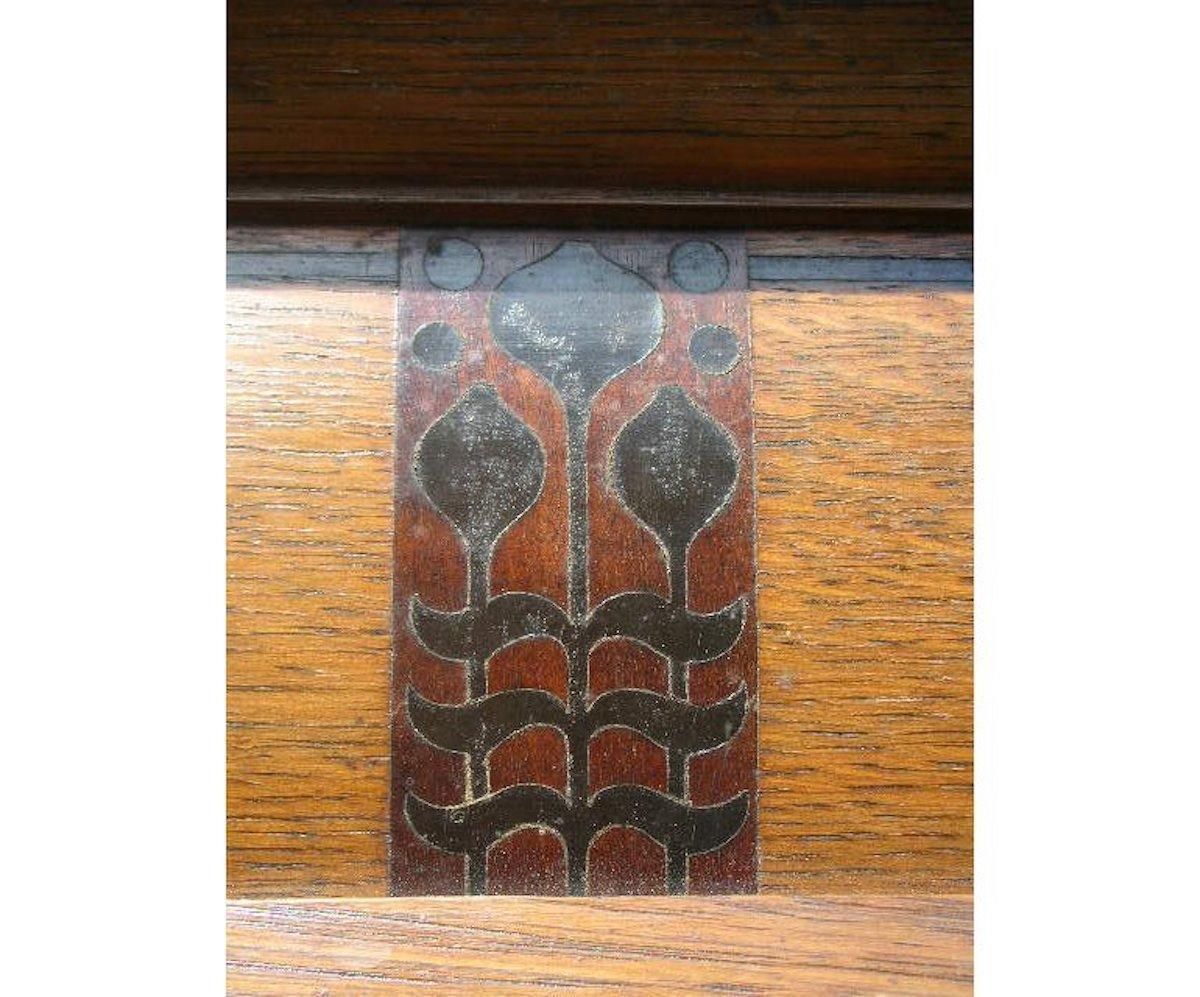 Gillows. An Arts & Crafts Oak Treble Wardrobe With Ebony Floral Inlays photo Furniture