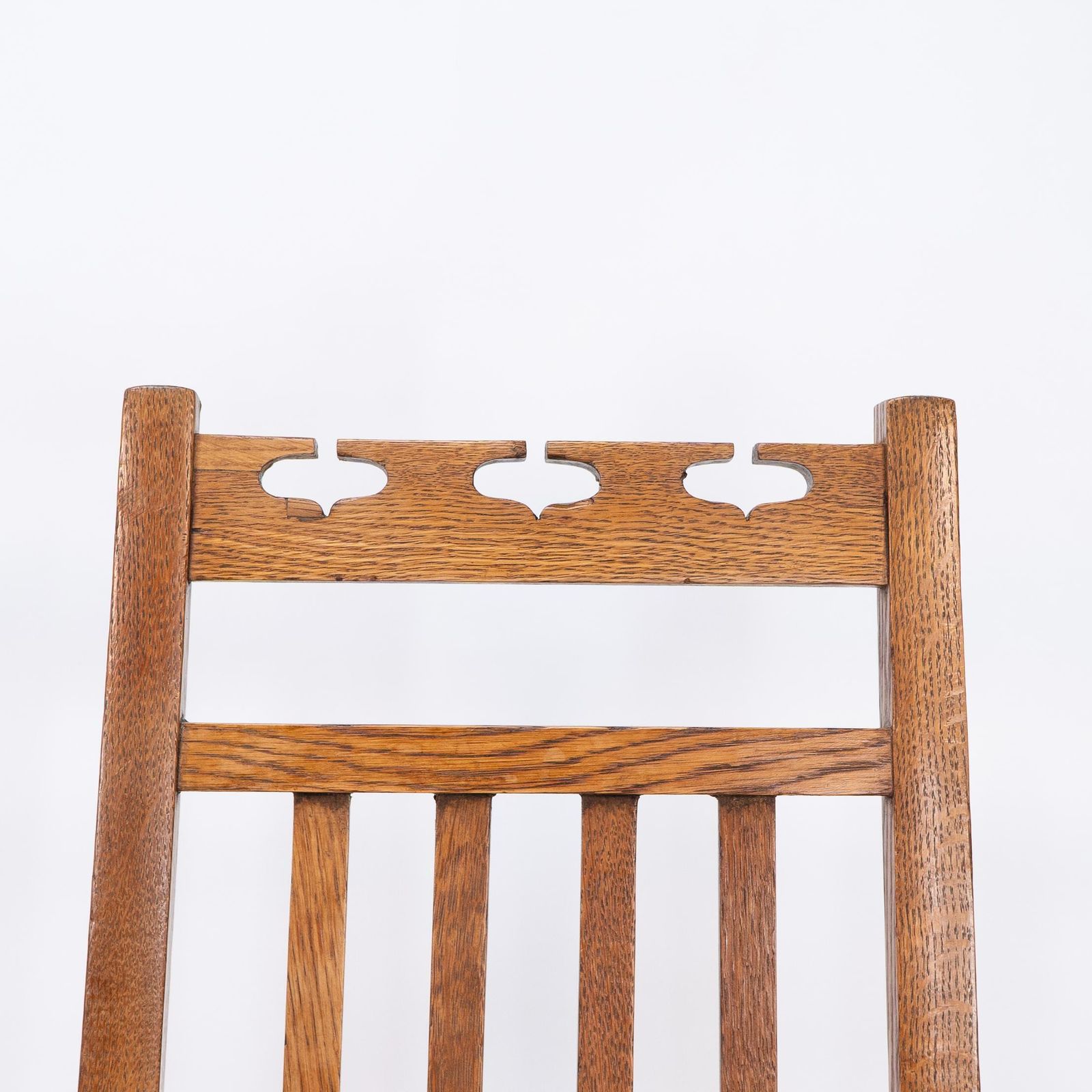 photo furniture E A Taylor Attri For Wylie & Lochhead. A Pair Of Arts & Crafts Side Chairs
