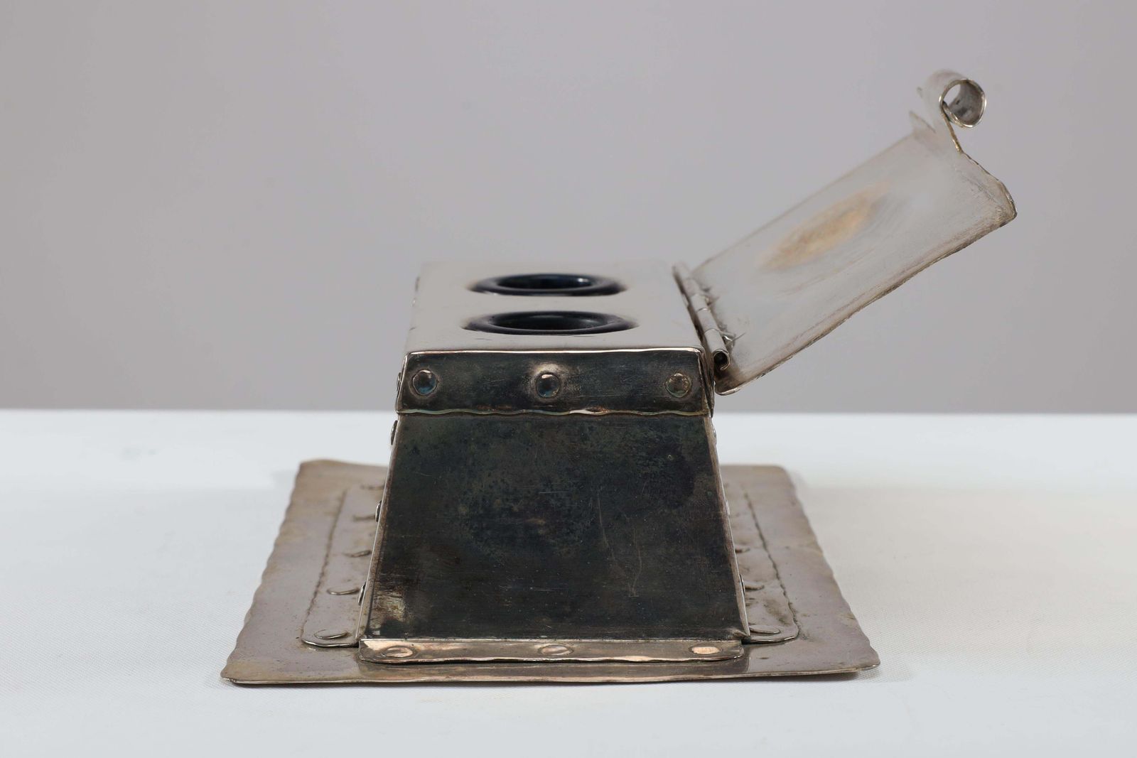 A J Seward Of Birmingham Arts And Crafts Hammered Electro Plated Double Inkstand photo 449.0