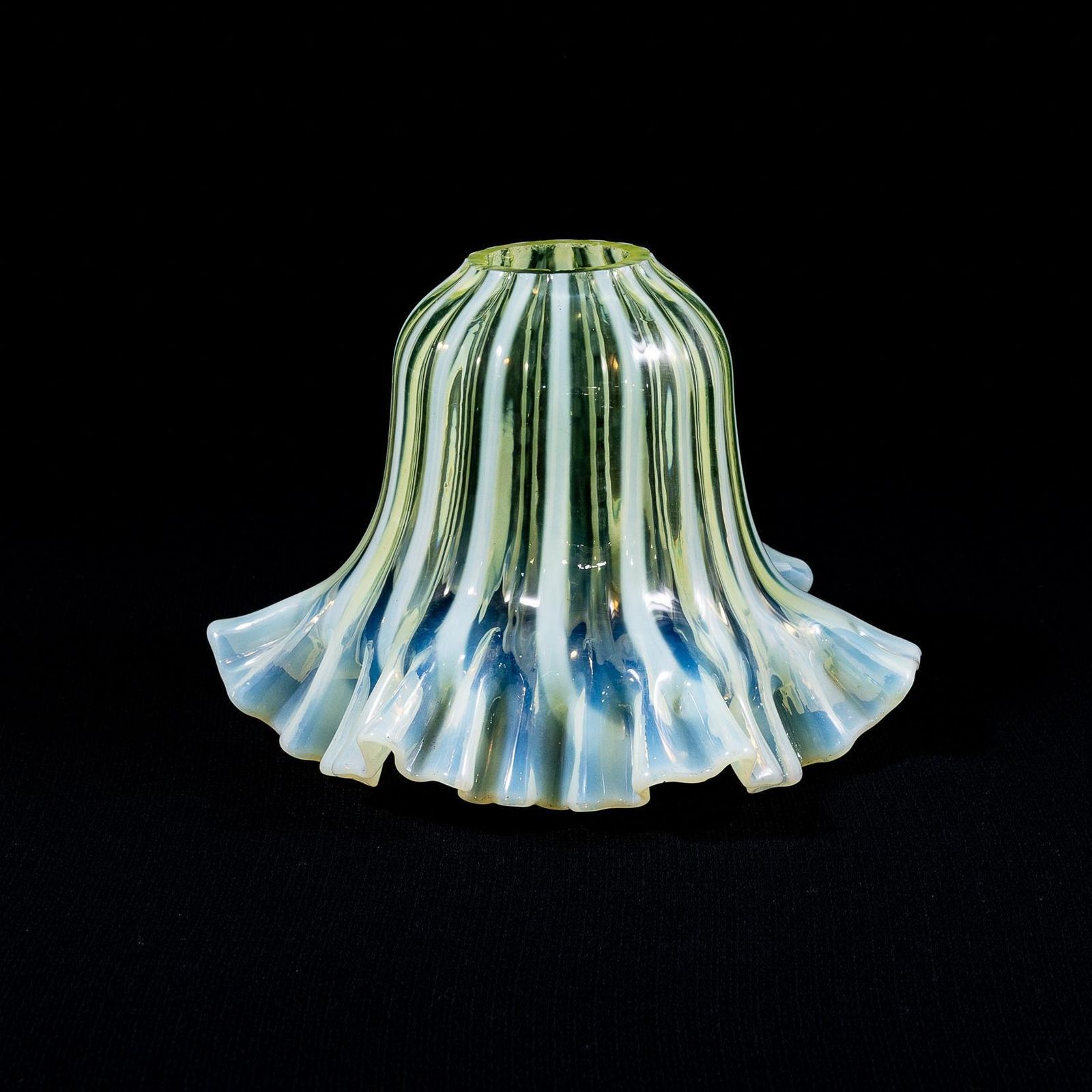 A Pleated Vaseline Shade, Consisting Of Alternating Stripes And A Ruffled Rim. photo buy