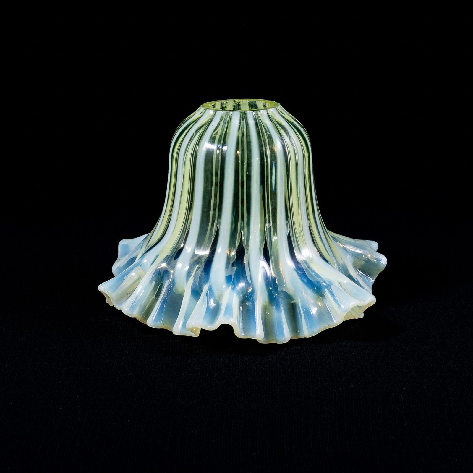 A Pleated Vaseline Shade, Consisting Of Alternating Stripes And A Ruffled Rim. photo vintage