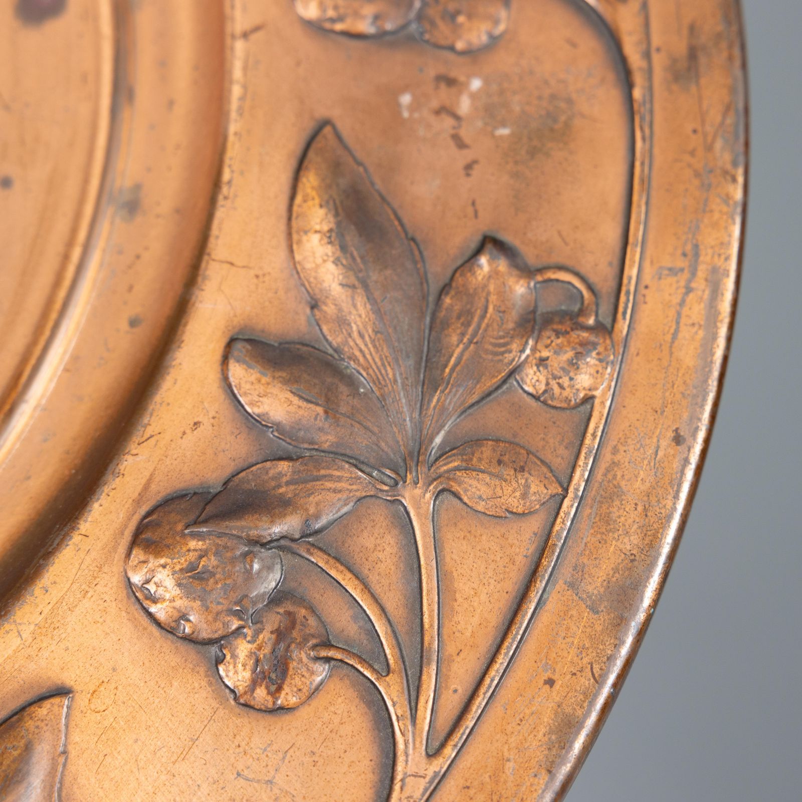 Wmf. A Pair Of Brass Wall Plaques Embossed With A Lady's And Gentleman's Heads photo buy