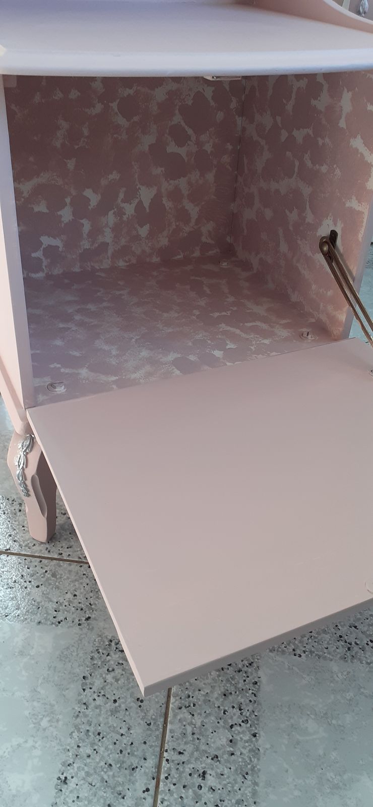 Beautiful Olympus Bedroom Set. Hand Finished In Rose Water And Silver With Glass Top. photo for sale