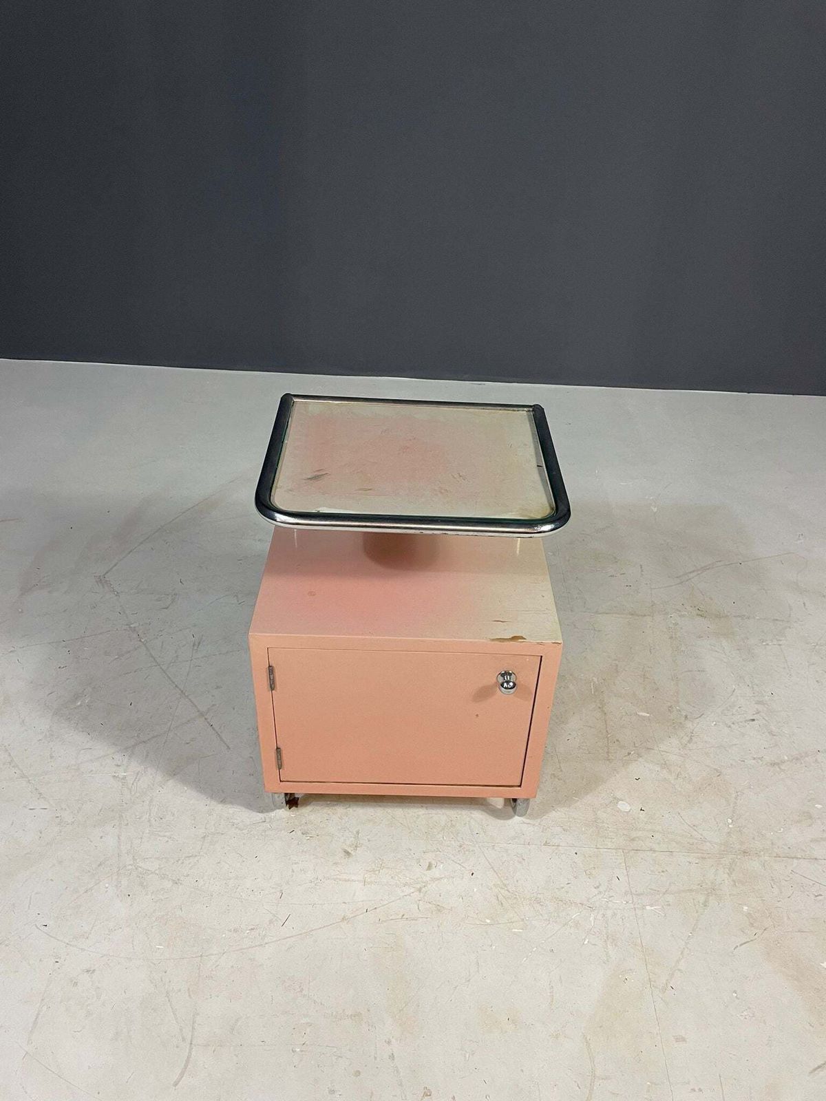 photo vinterior Kovona Bauhaus Style Bedside Table, 1950s, Czechoslovakia