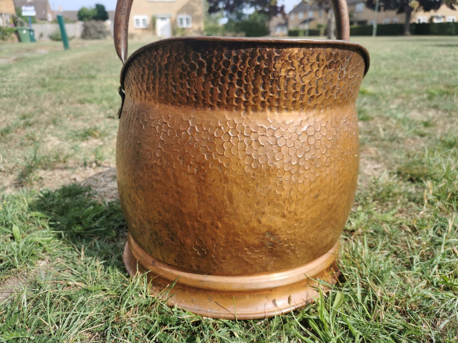 Victorian Brass Coal Scuttle   1850s Hand Hammered   Original Patina photo Home Fixtures
