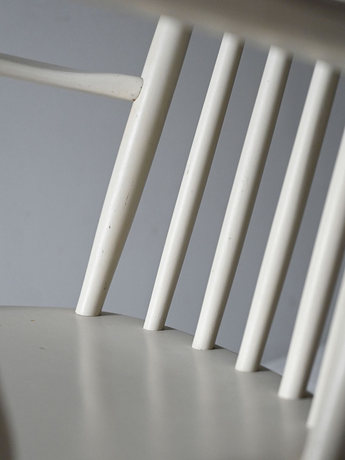 Vintage Scandinavian Rocking Chair In White Lacquered Wood photo buy