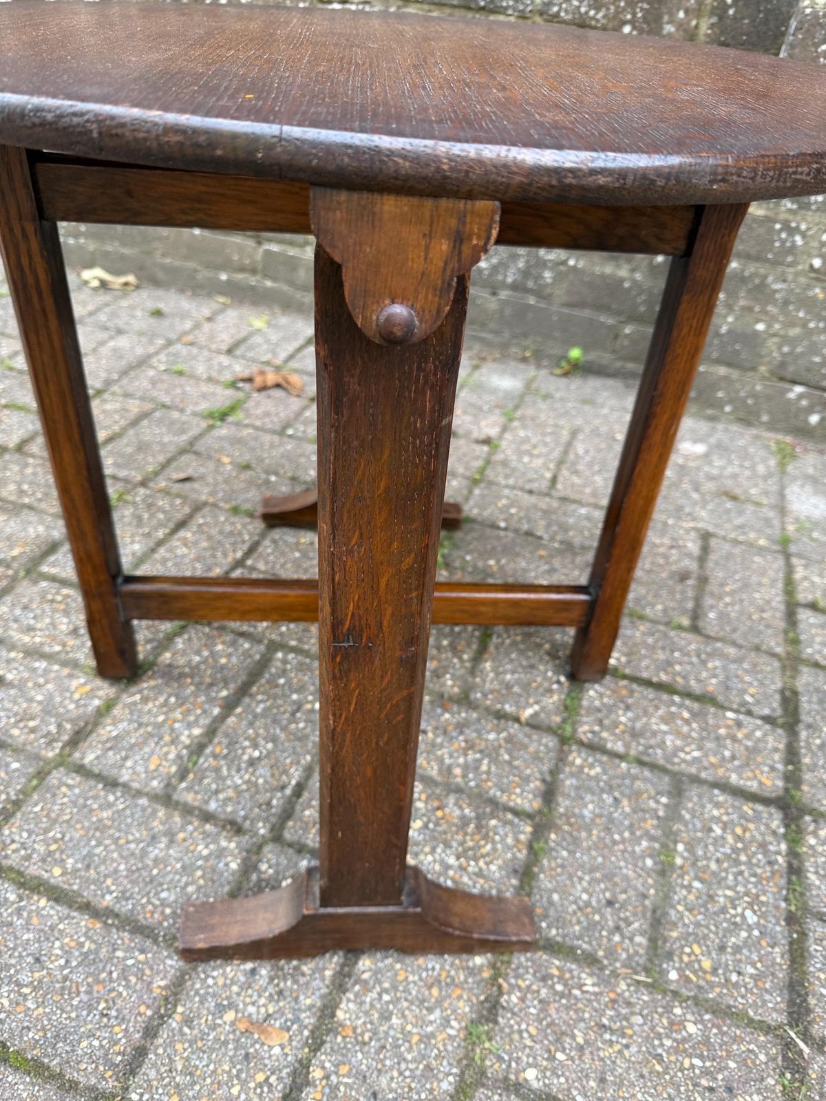 Antique Oak Gateleg Folding Table | English Arts & Crafts Style Solid Oak Round Side Table C.1920s–30s photo buy
