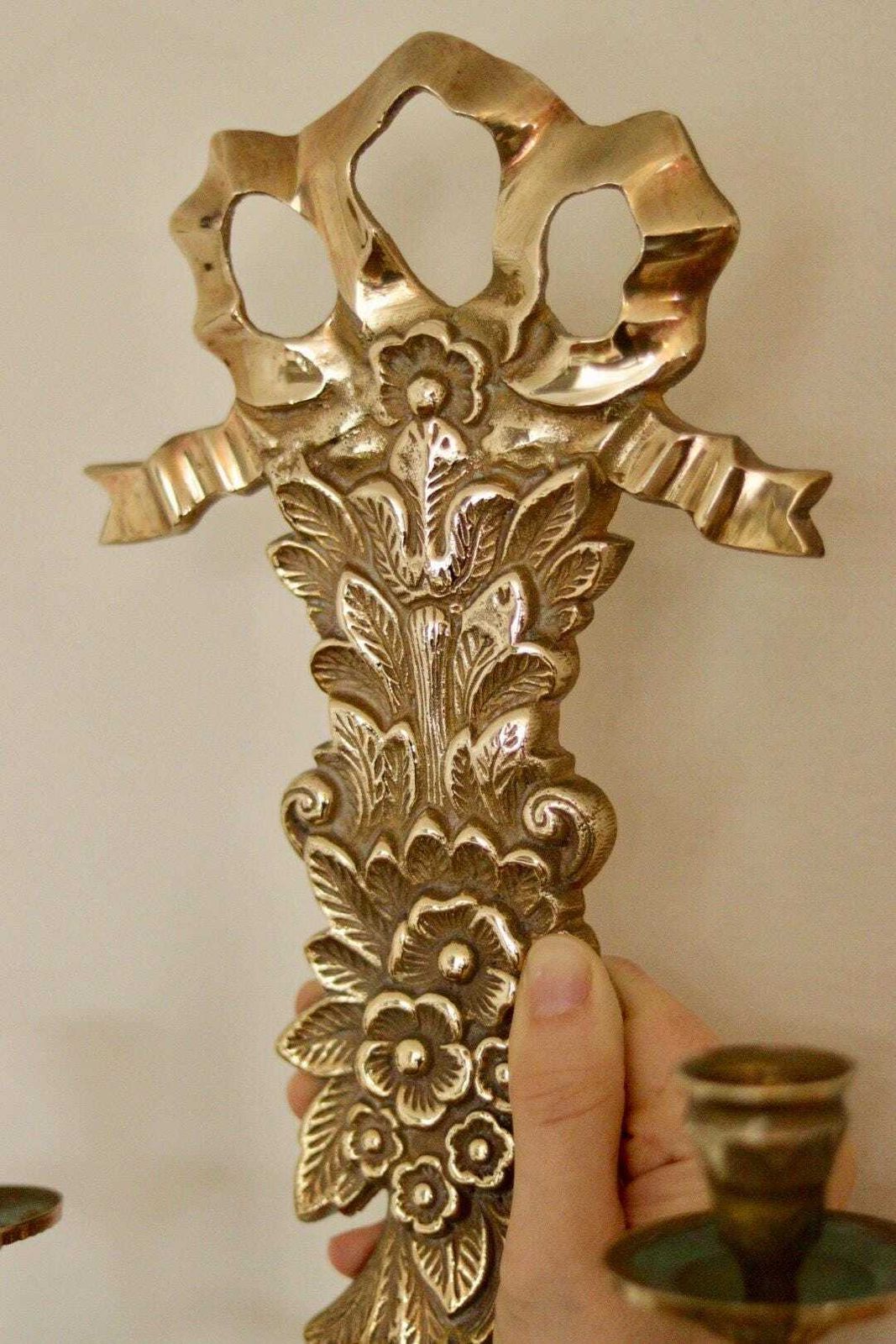 Pair Of Mid Century Italian Brass Bow Sconces photo vinterior