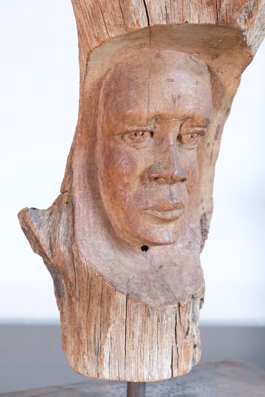 Primitive Carved Driftwood Folk Art Face Sculpture From Beachfound Wood photo vinterior