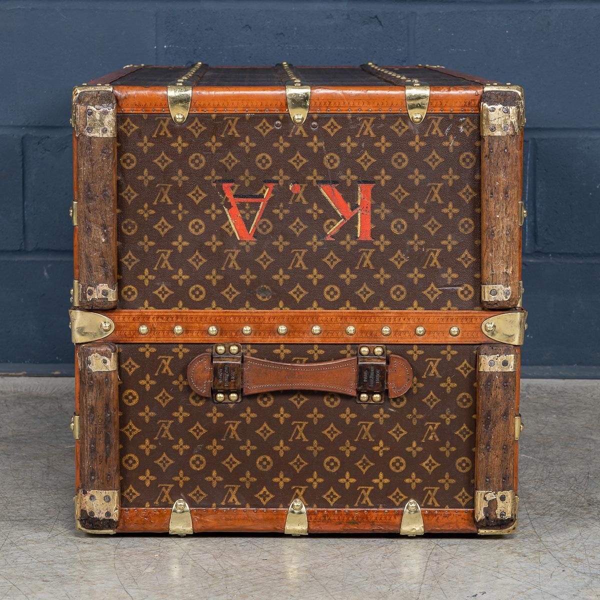 20th Century Louis Vuitton Wardrobe Trunk In Monogram Canvas, France C.1930 photo vintage