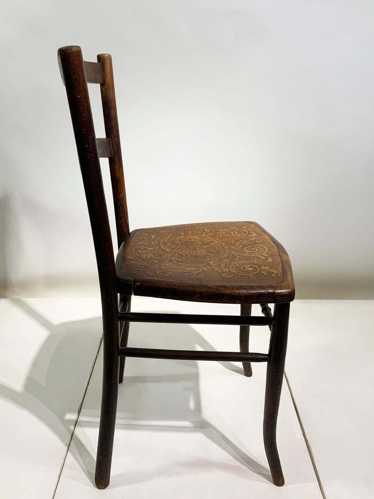 Pair A.M.Luther "Luterma" Art Deco Bentwood/Embossed Plywood Chairs Estonia/1920 photo vinterior