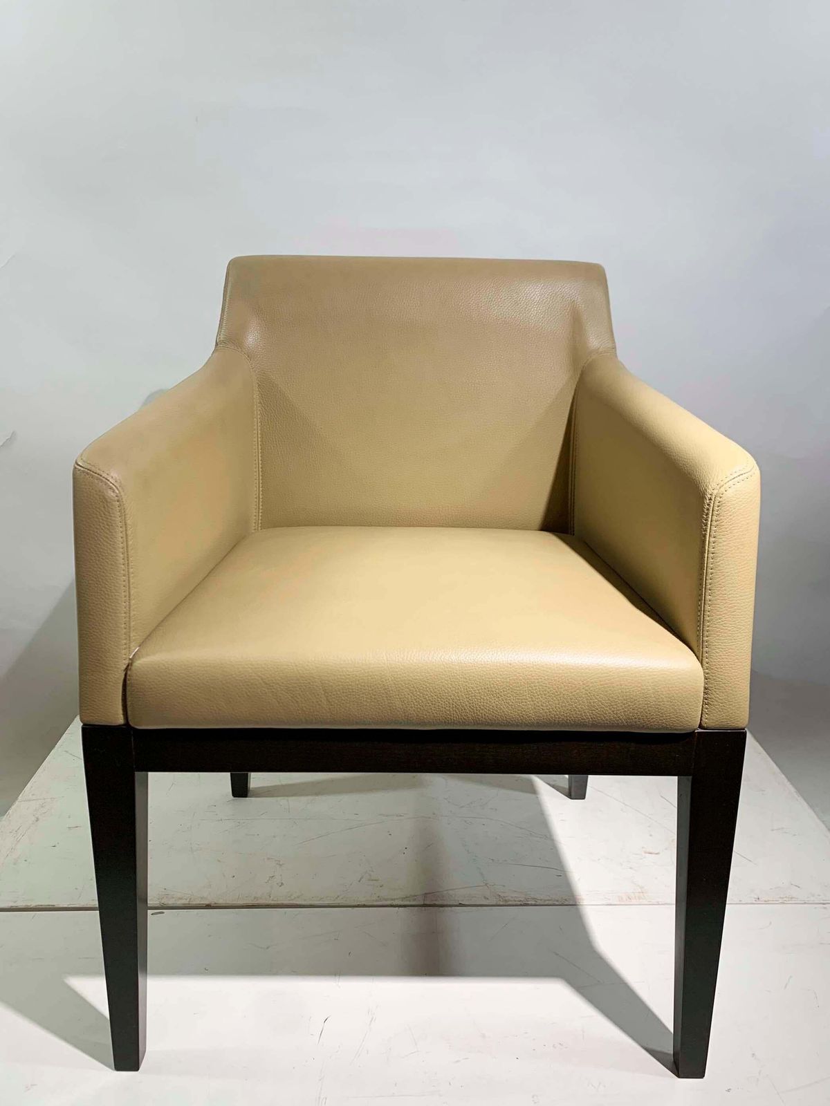 Hugues Chevalier "Le Delano" Armchair photo furniture