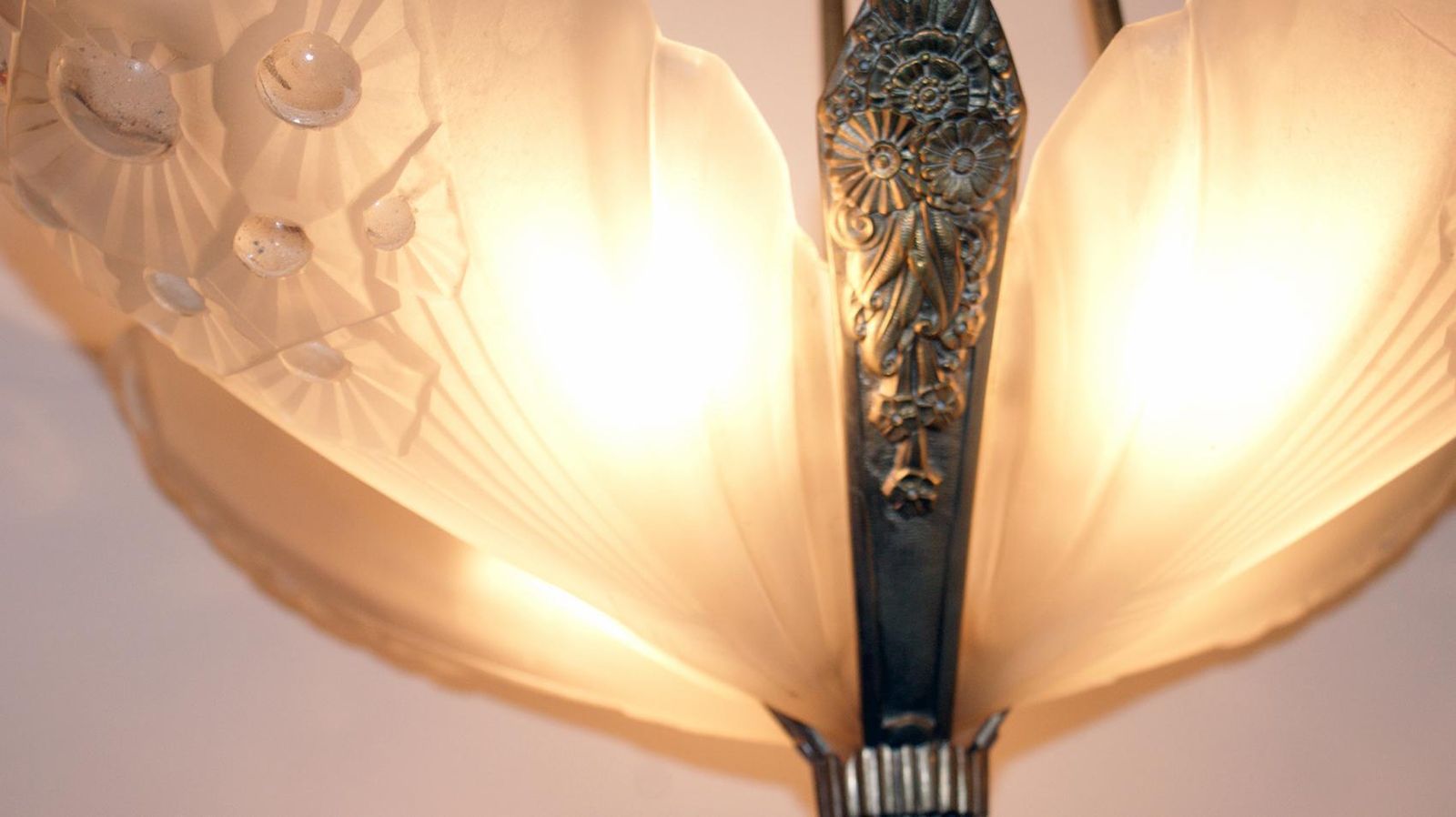 Gorgeous French Art Deco Chandelier Signed By Muller Frères Luneville photo Lighting