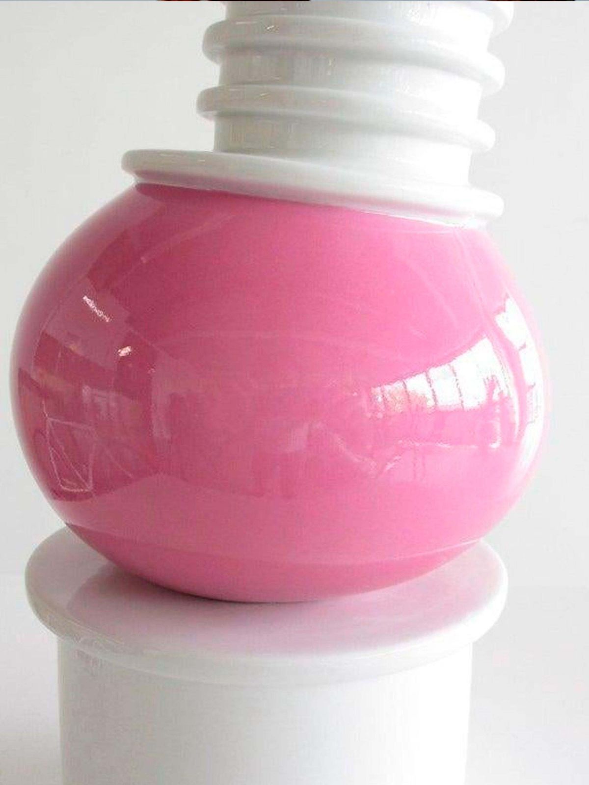 Nilo Vase, Designed By Ettore Sottsass In 1983 For The Collection Memphis Milano photo vinterior