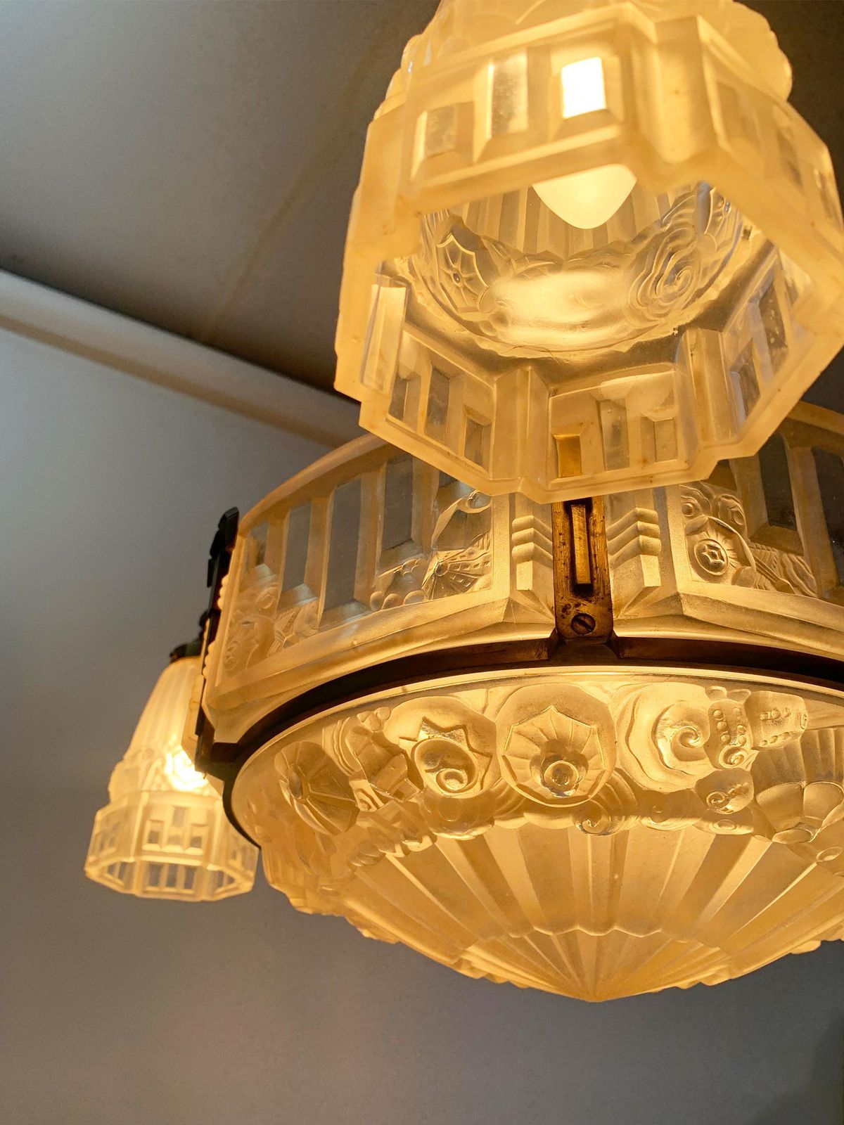 16956.0 Art Déco Chandelier, Yellow Bronze & Press Molded Glass By Marius Ernest Sabino photo