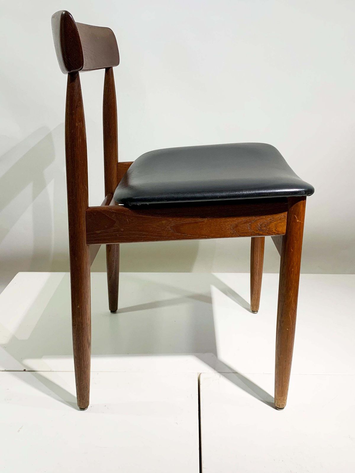Set Of 6 Mid 20th Century Scandinavian Dining Chairs photo buy