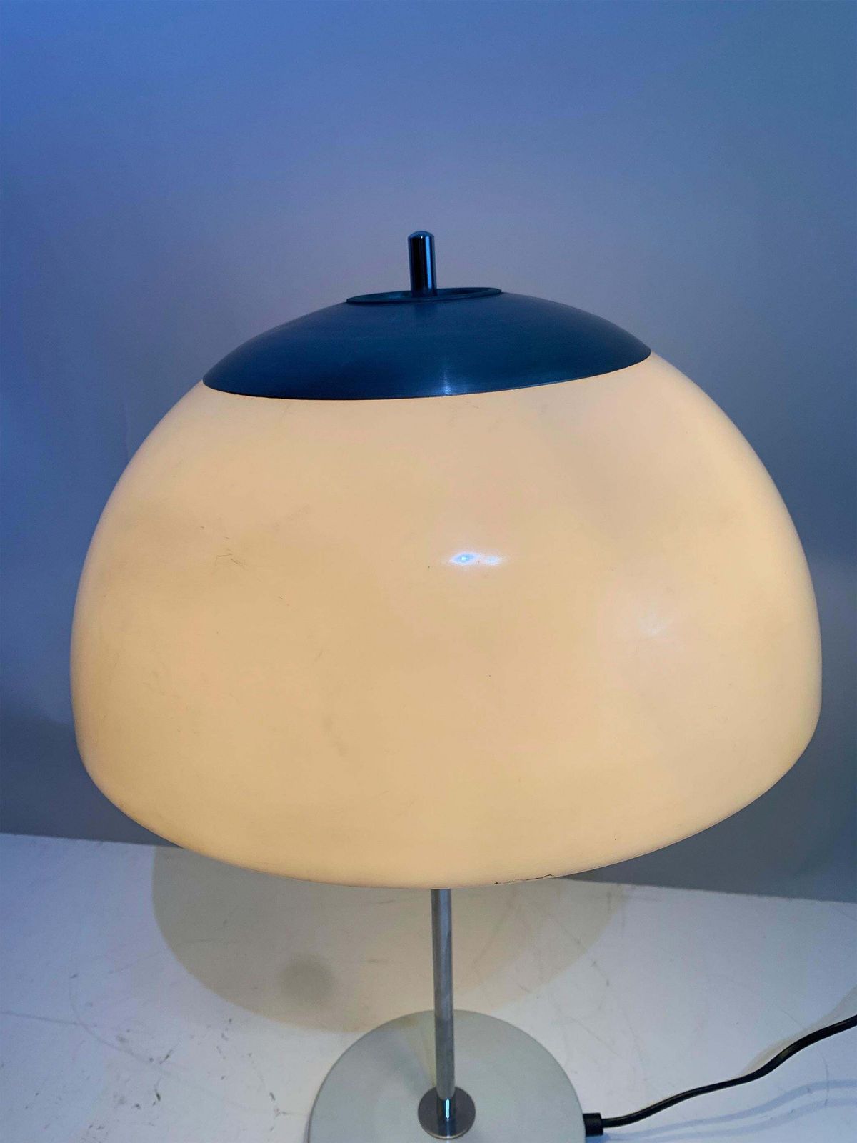 Vintage Unilux Mushroom Table Lamp, Metal Shaft And Cream White Plastic Shade photo vinterior