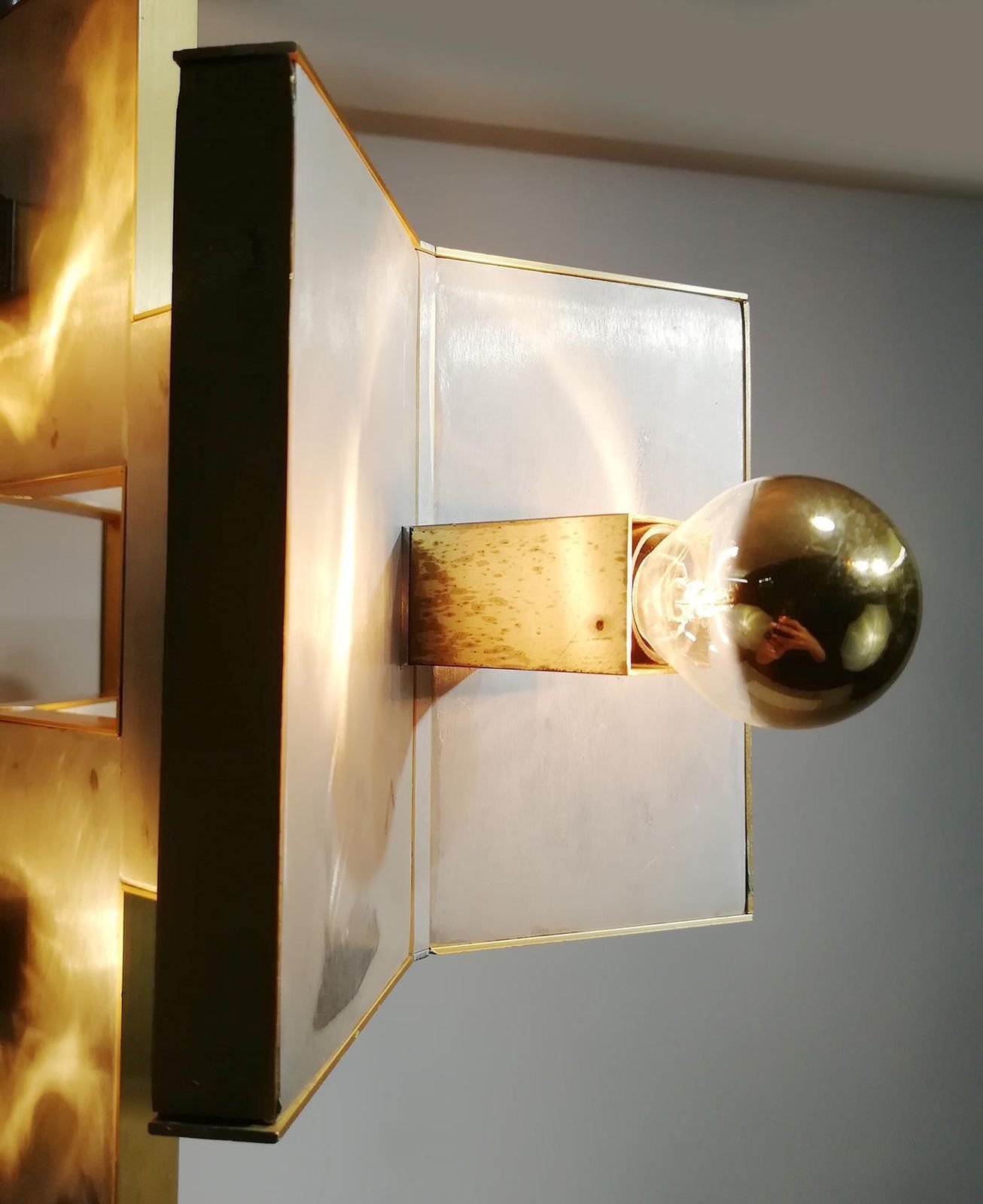Elegant Sculptural Brass And Mirrored Metal Chandelier From Sciolari, 1970s photo Lighting