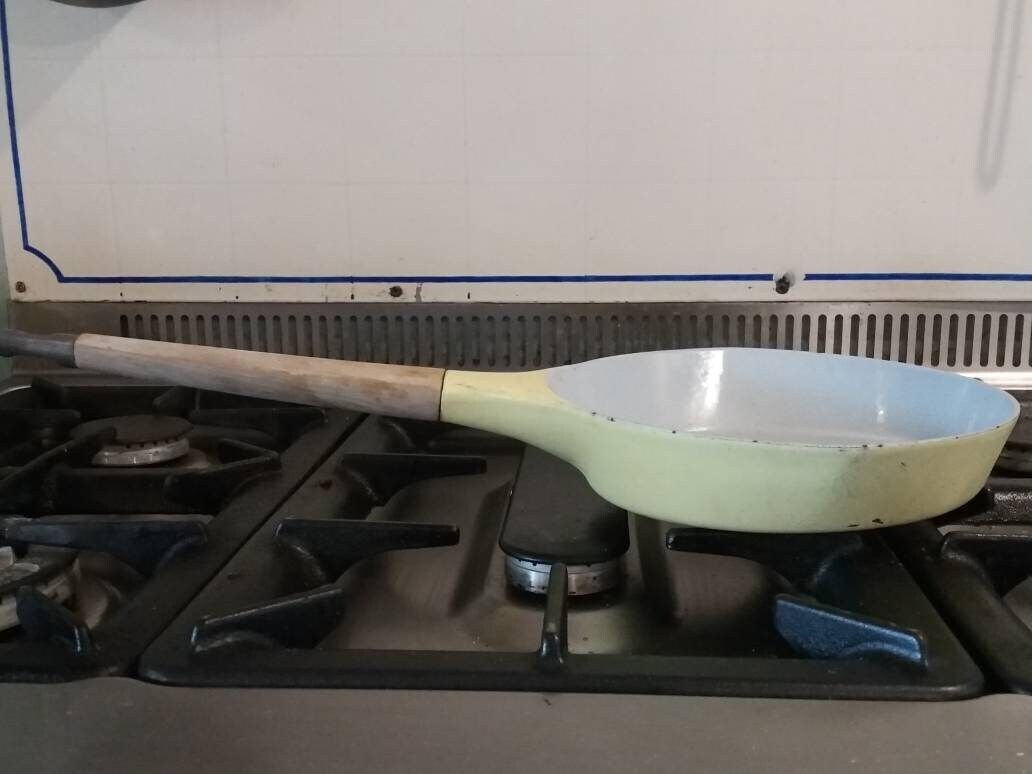 Vintage Le Creuset Skillet: 1958 Raymond Loewy Design, Ellyse Yellow