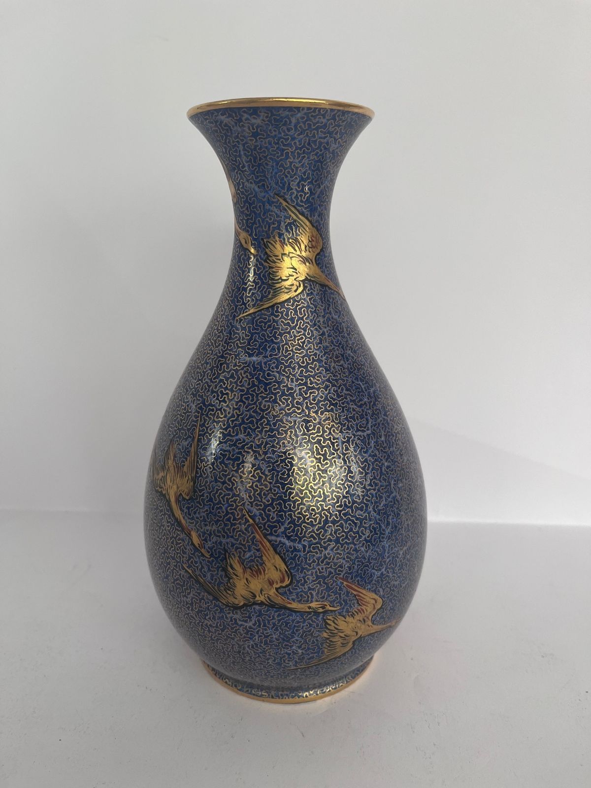 Wedgwood Fairyland Lustre Vase By Daisy Makeig Jones – “Flying Geese” Pattern (C. 1920s) photo Home Decor