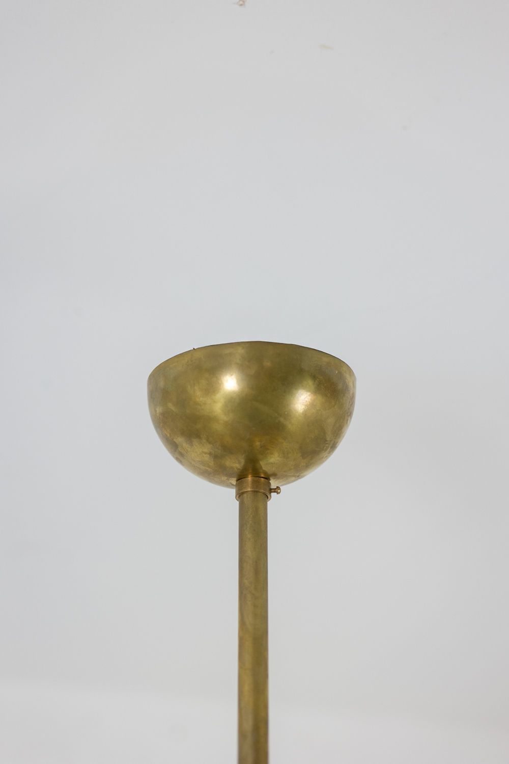 photo furniture Radiant Diabolo Shaped Chandelier With 12 Lights. Contemporary.
