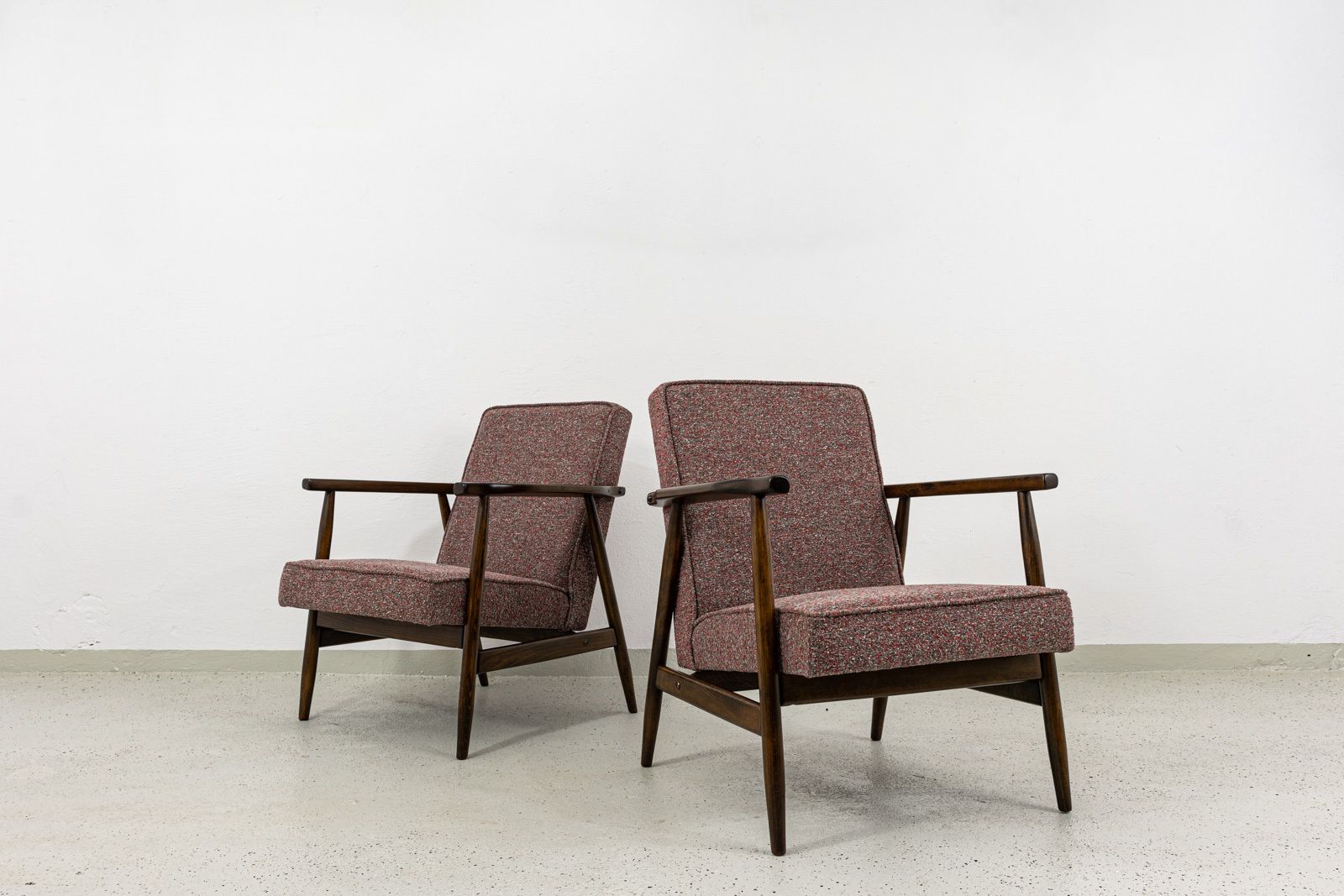800.0 Vintage Armchairs By Radomsko, Poland, 1960s, Set Of 2 photo