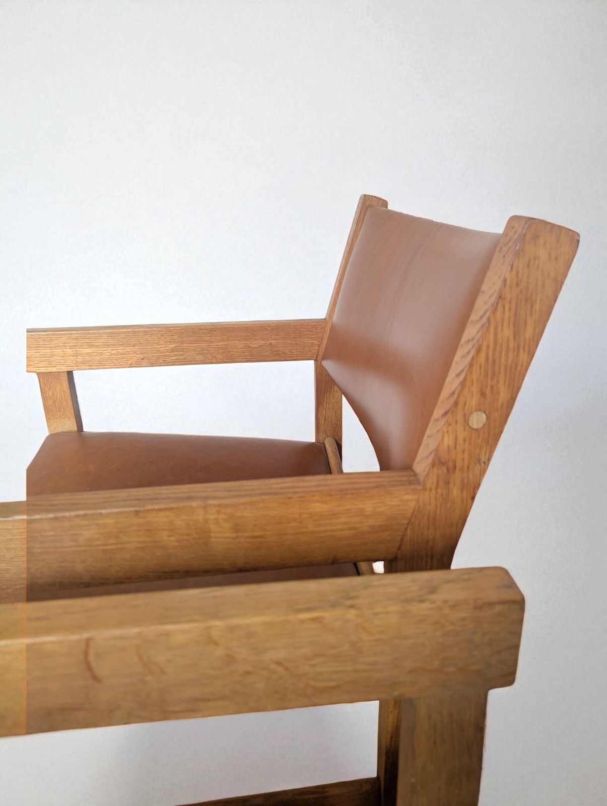 photo furniture Set Of Mid Century Leather Armchairs By Hans J. Wegner For Getama