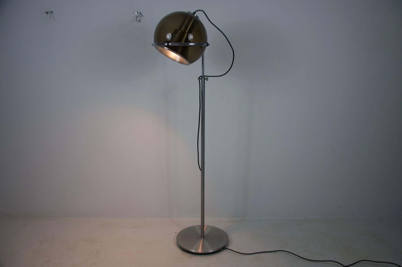 Lighting Globe Floor Lamp By Franck Ligtelijn For Raak, 1960s photo