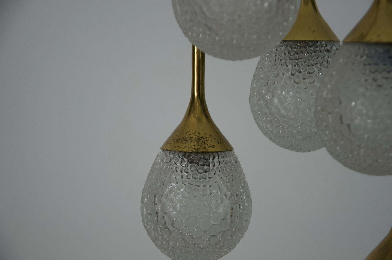 photo vinterior Mid Century Brass And Glass Cascade Pendant Lamp, Germany, 1960s